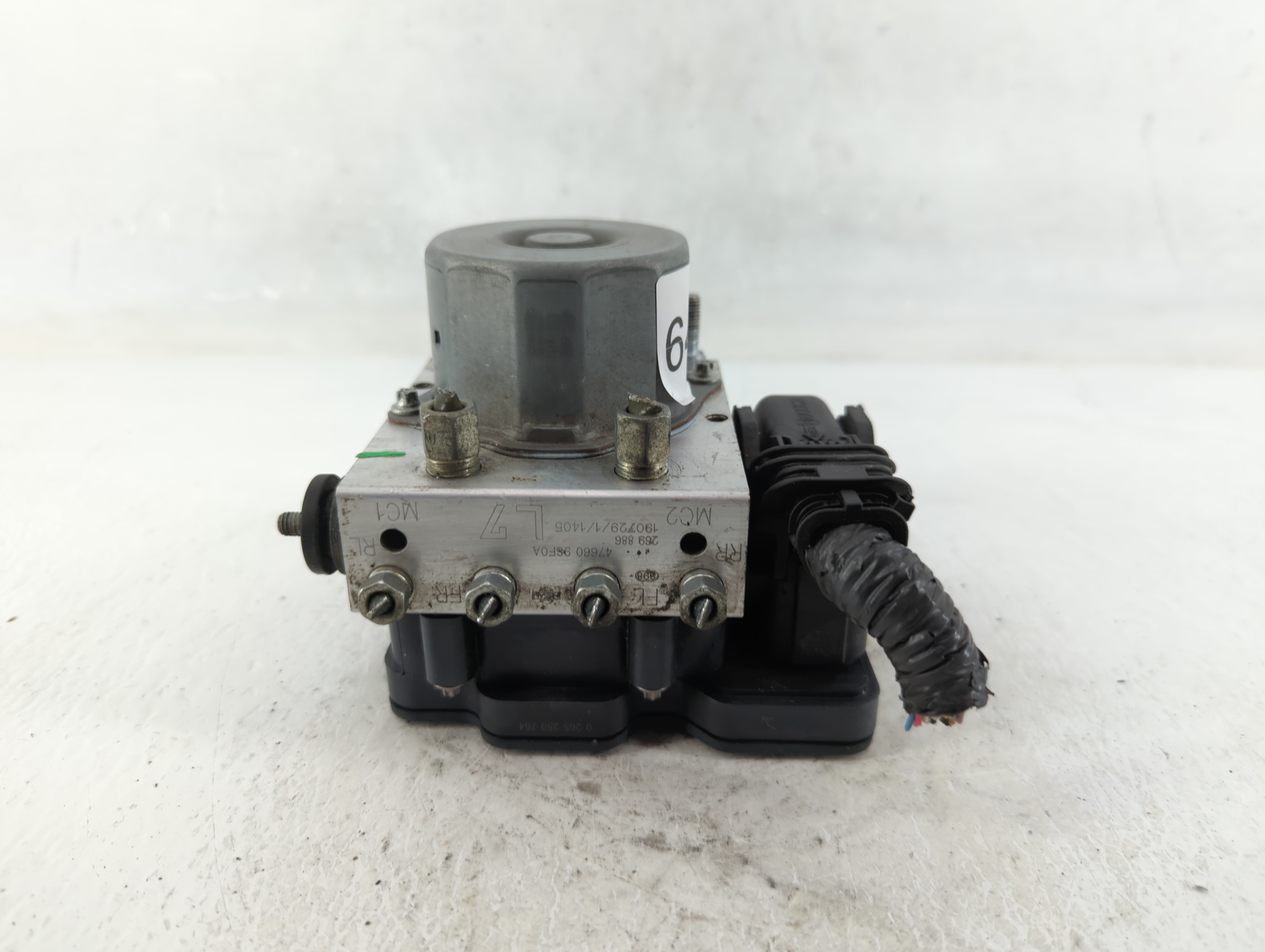 2019 Nissan Nv200 Abs Pump Control Module 648492 - Oemusedautoparts1.com