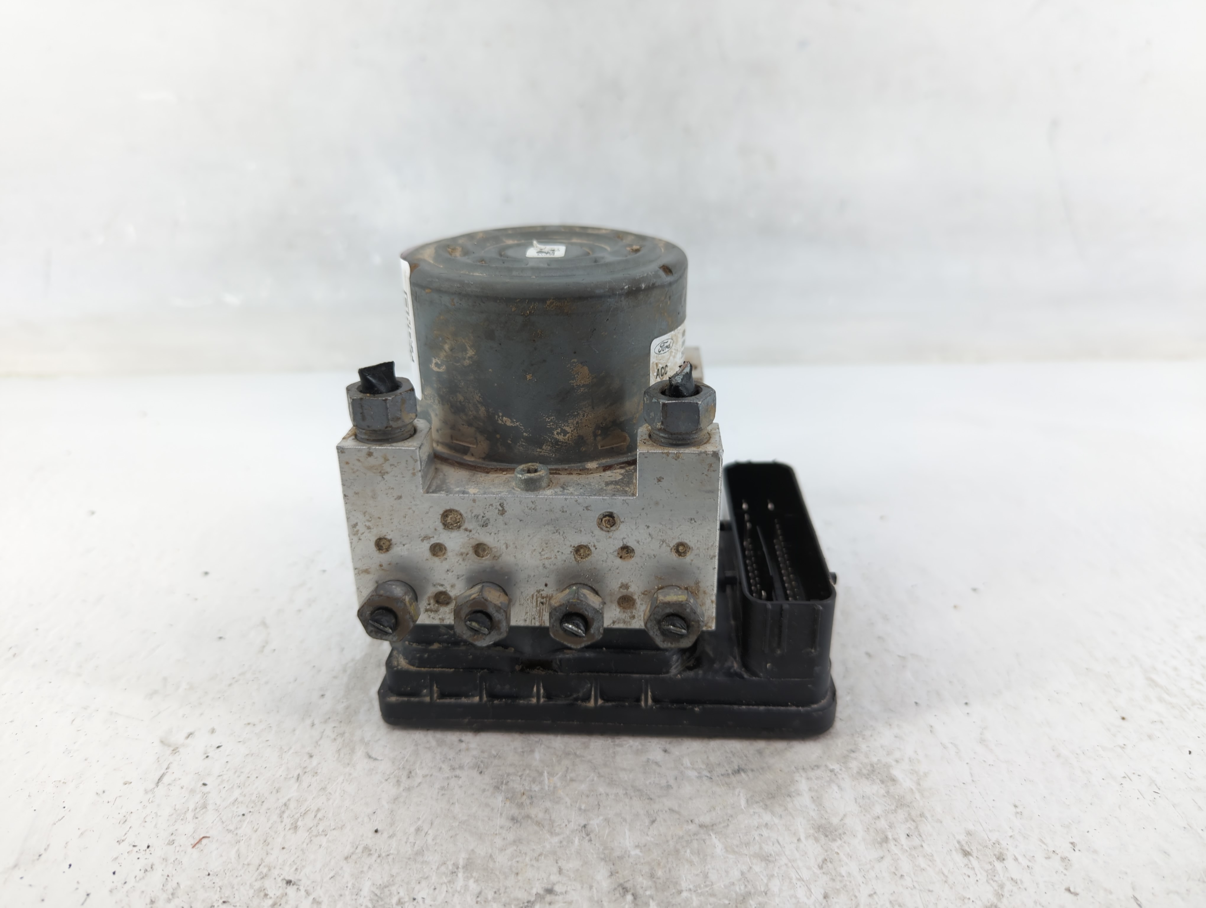 2017 Ford Explorer Abs Pump Control Module 648661 - Oemusedautoparts1.com