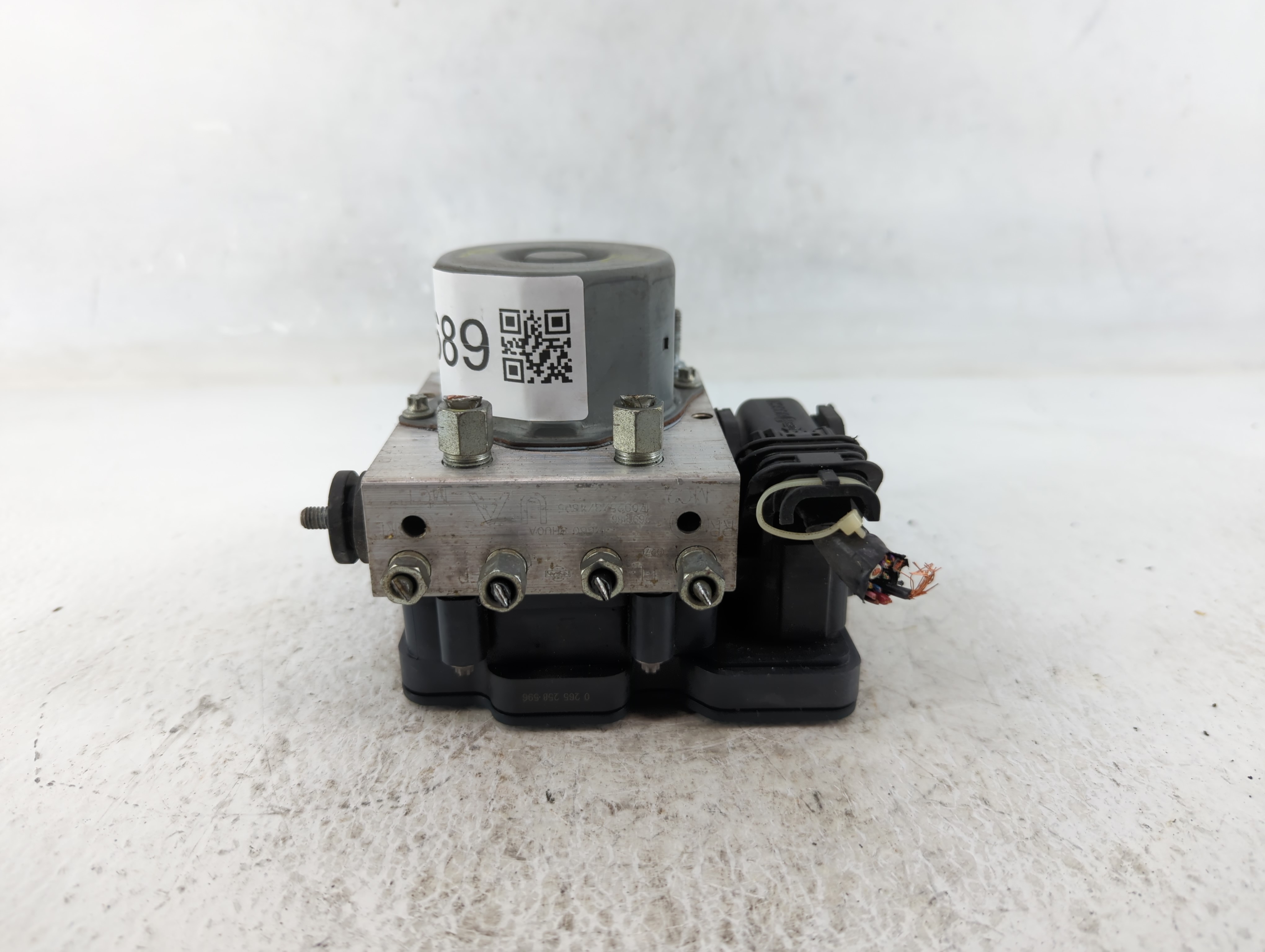 2017-2018 Nissan Altima Abs Pump Control Module 648689 - Oemusedautoparts1.com