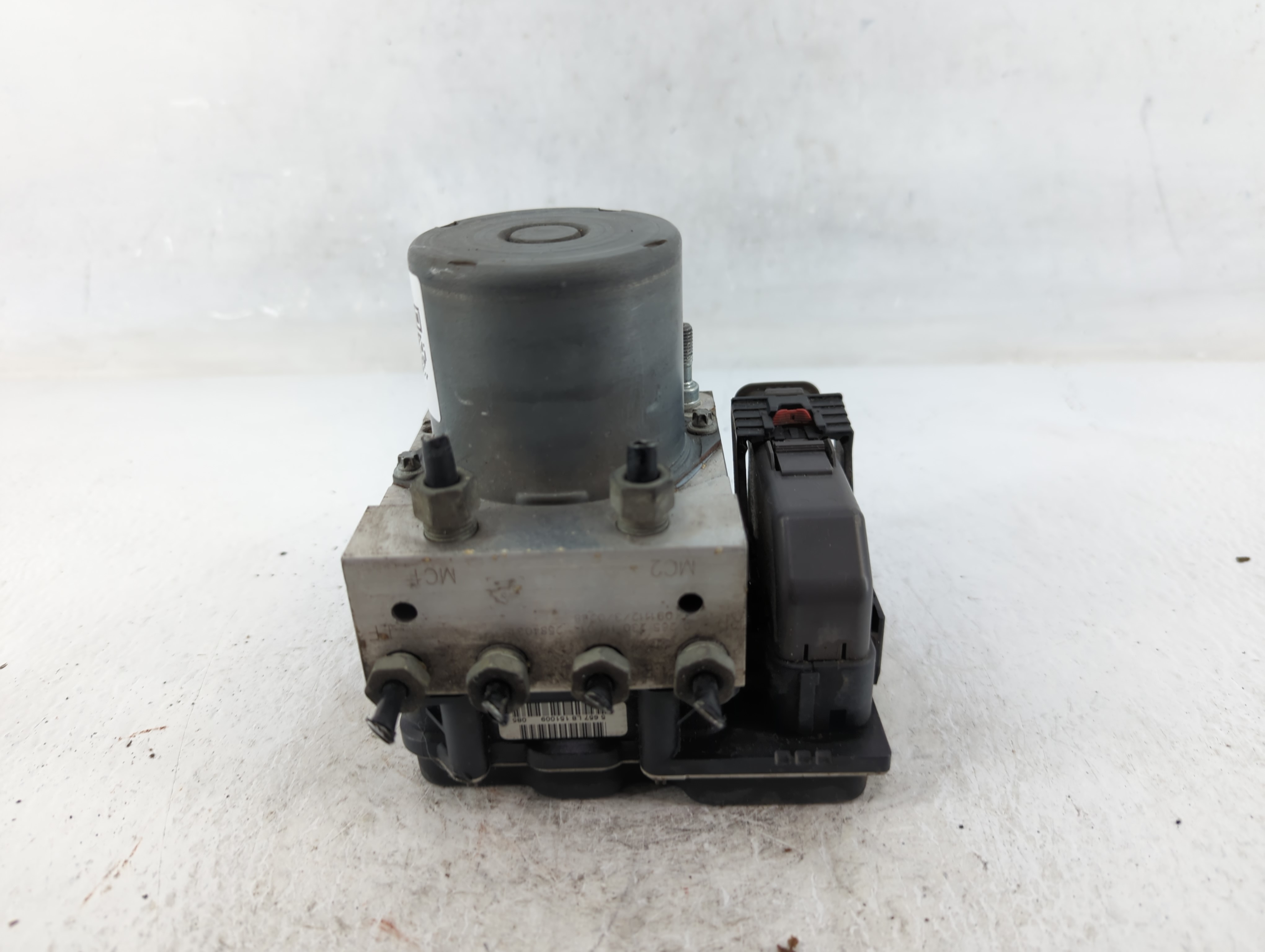 Chevrolet Traverse Abs Pump Control Module 648790 - Oemusedautoparts1.com