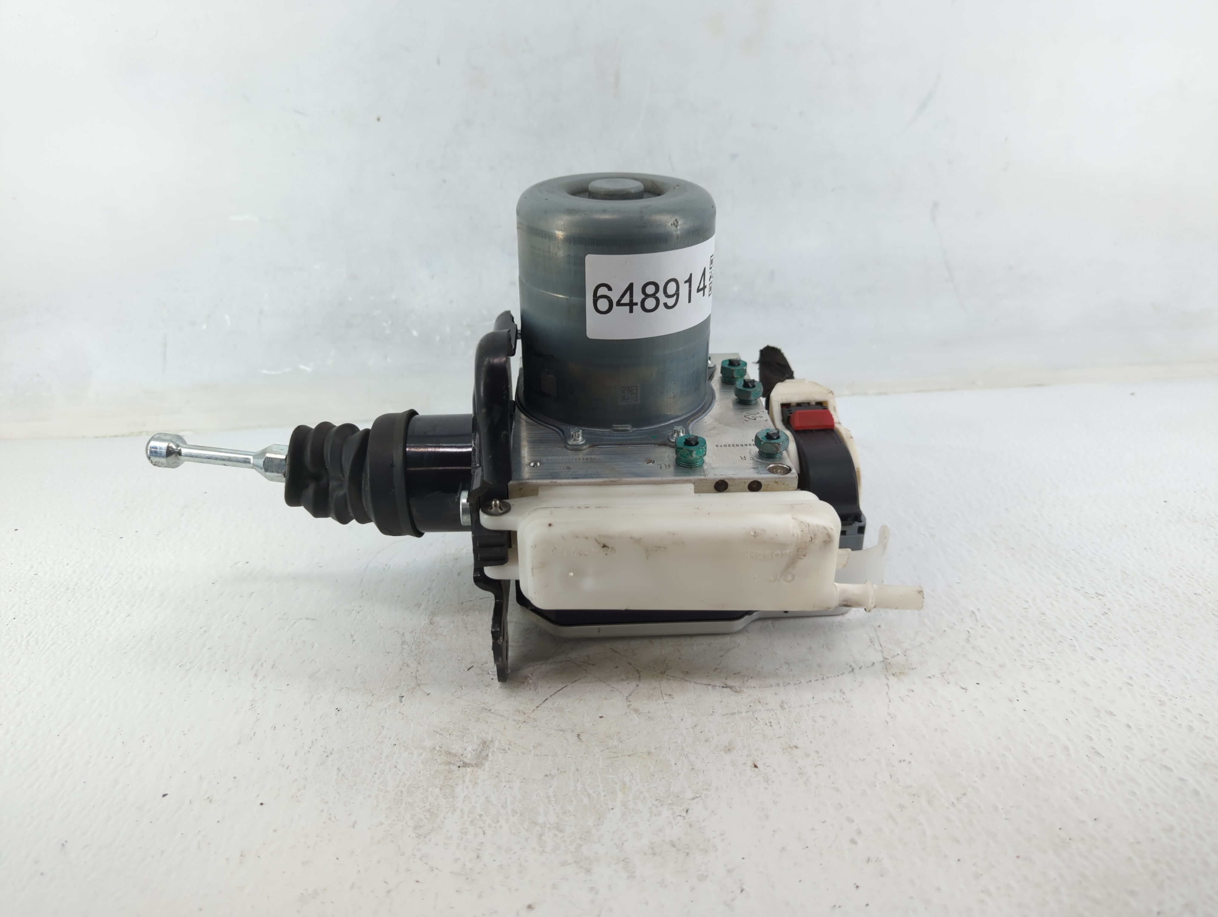 2020-2020 Cadillac Xt4 Abs Pump Control Module 648914 - Oemusedautoparts1.com