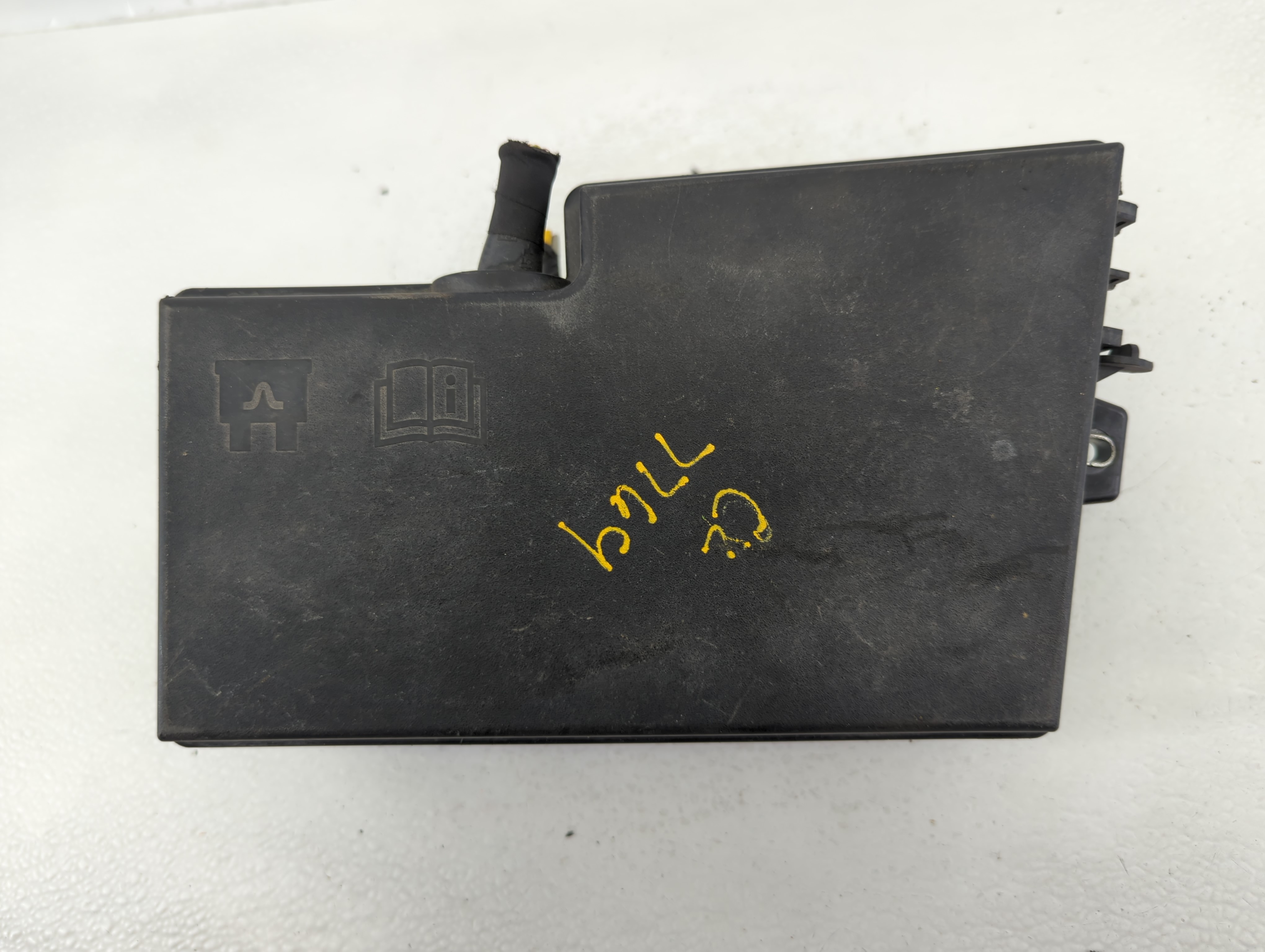 Picture of 2012-2014 Ford Focus Fusebox Fuse Box Relay Module Av6t-14a067-ac 648920