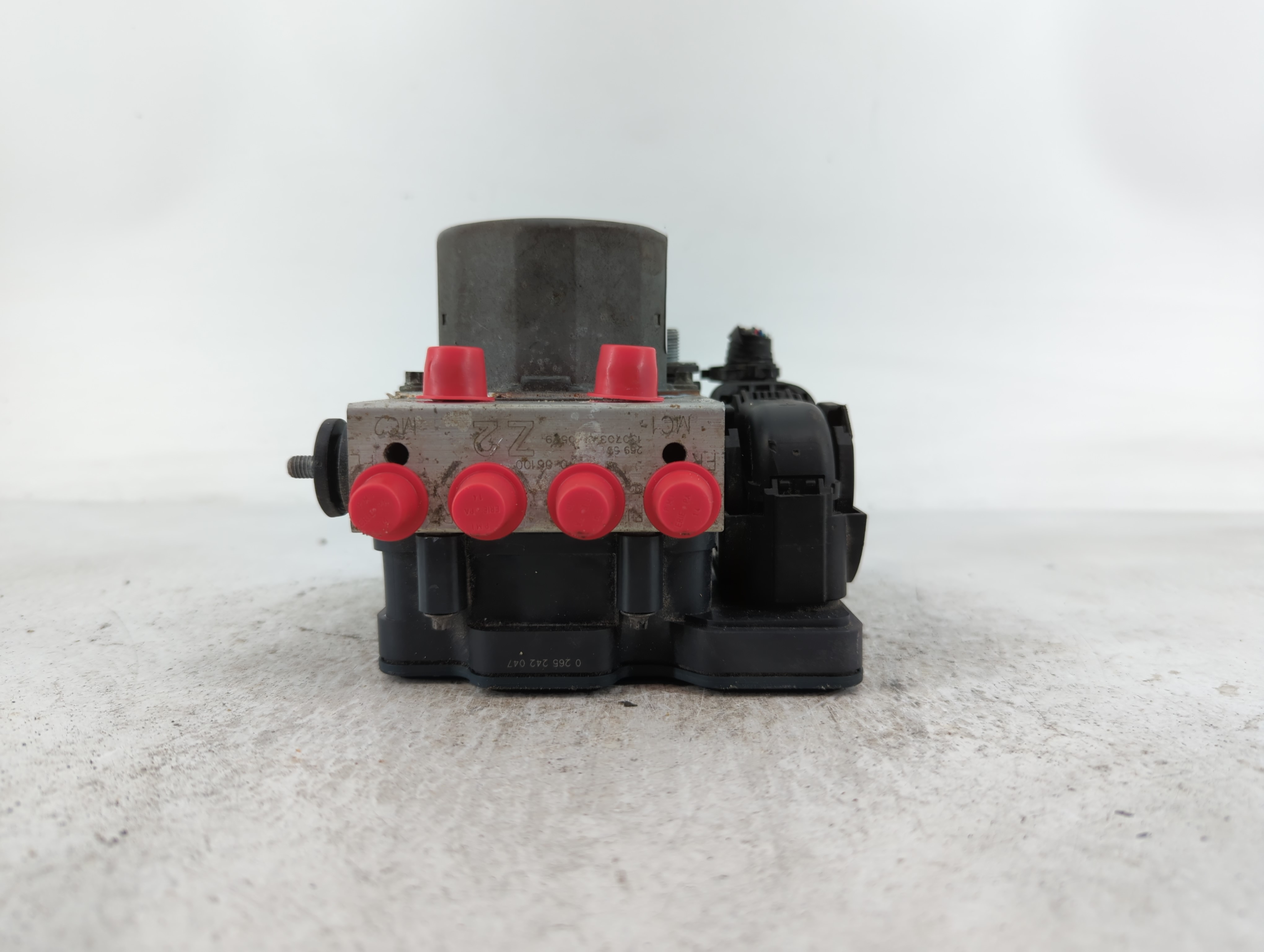 2013-2014 Toyota Camry Abs Pump Control Module 649662 - Oemusedautoparts1.com