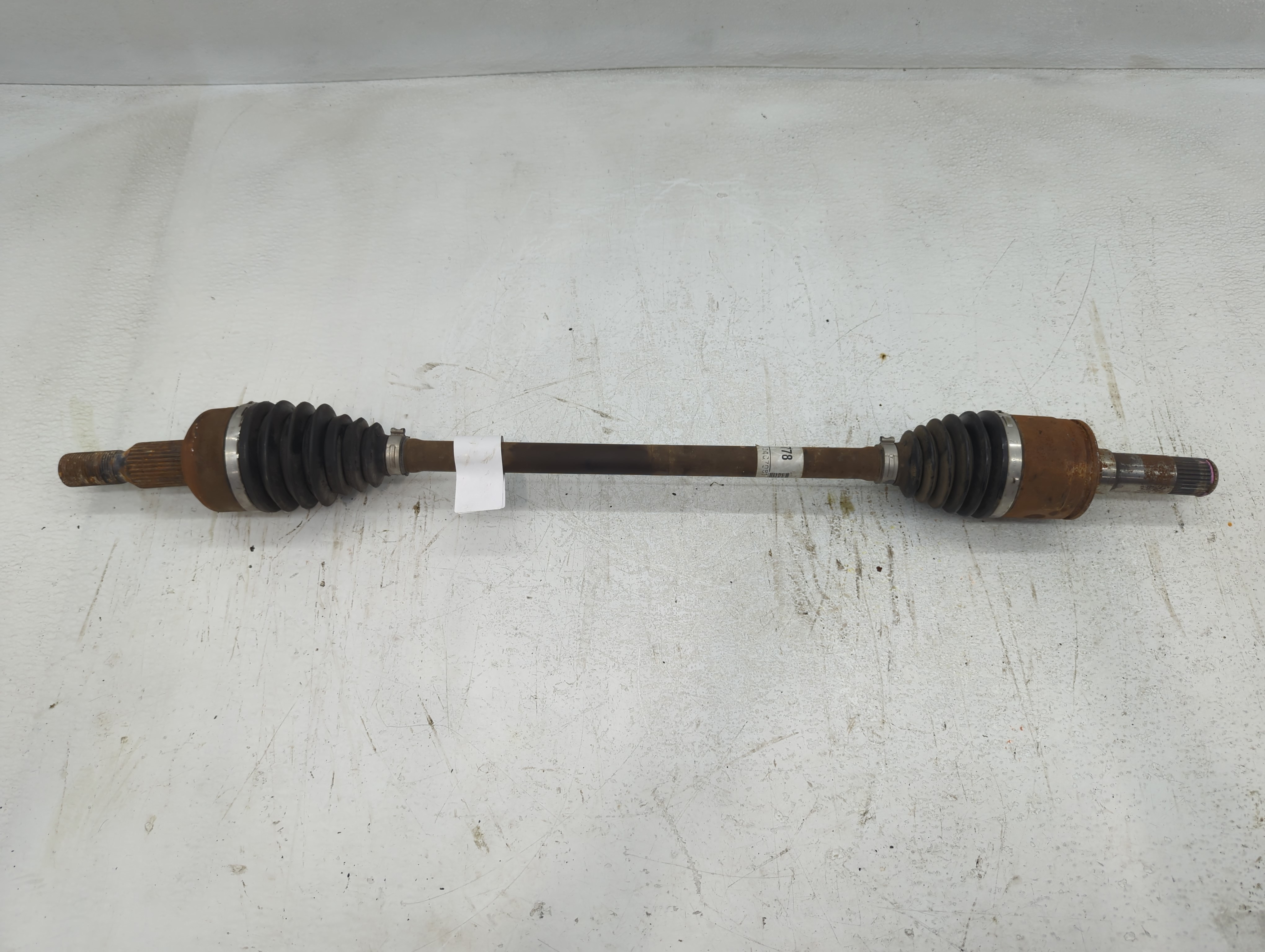 Saturn Outlook Axle Shaft Front Passenger Cv C/v 650665 - Oemusedautoparts1.com