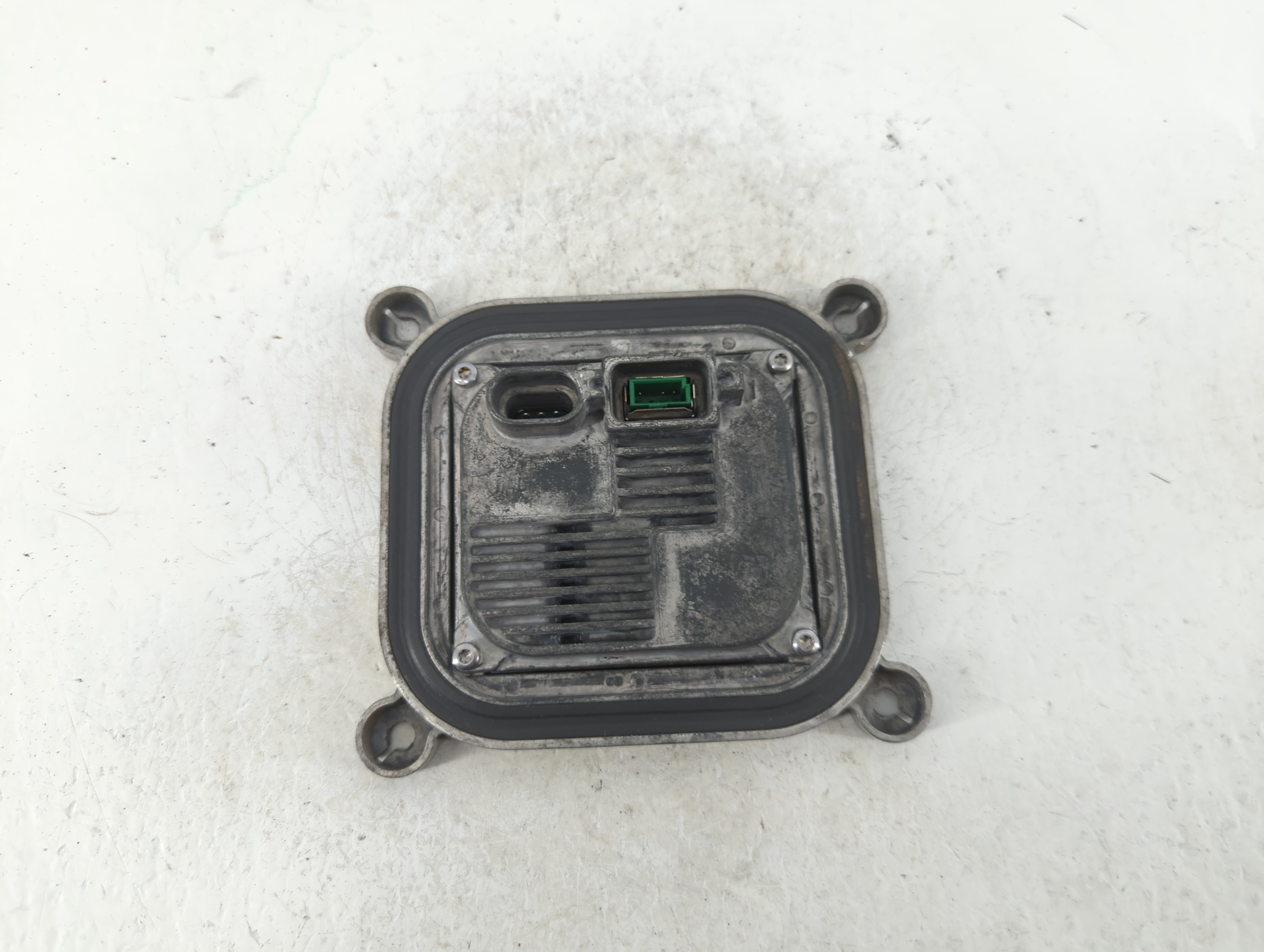 Picture of 2018-2022 Chevrolet Traverse Headlight Ballast Head Light 651627