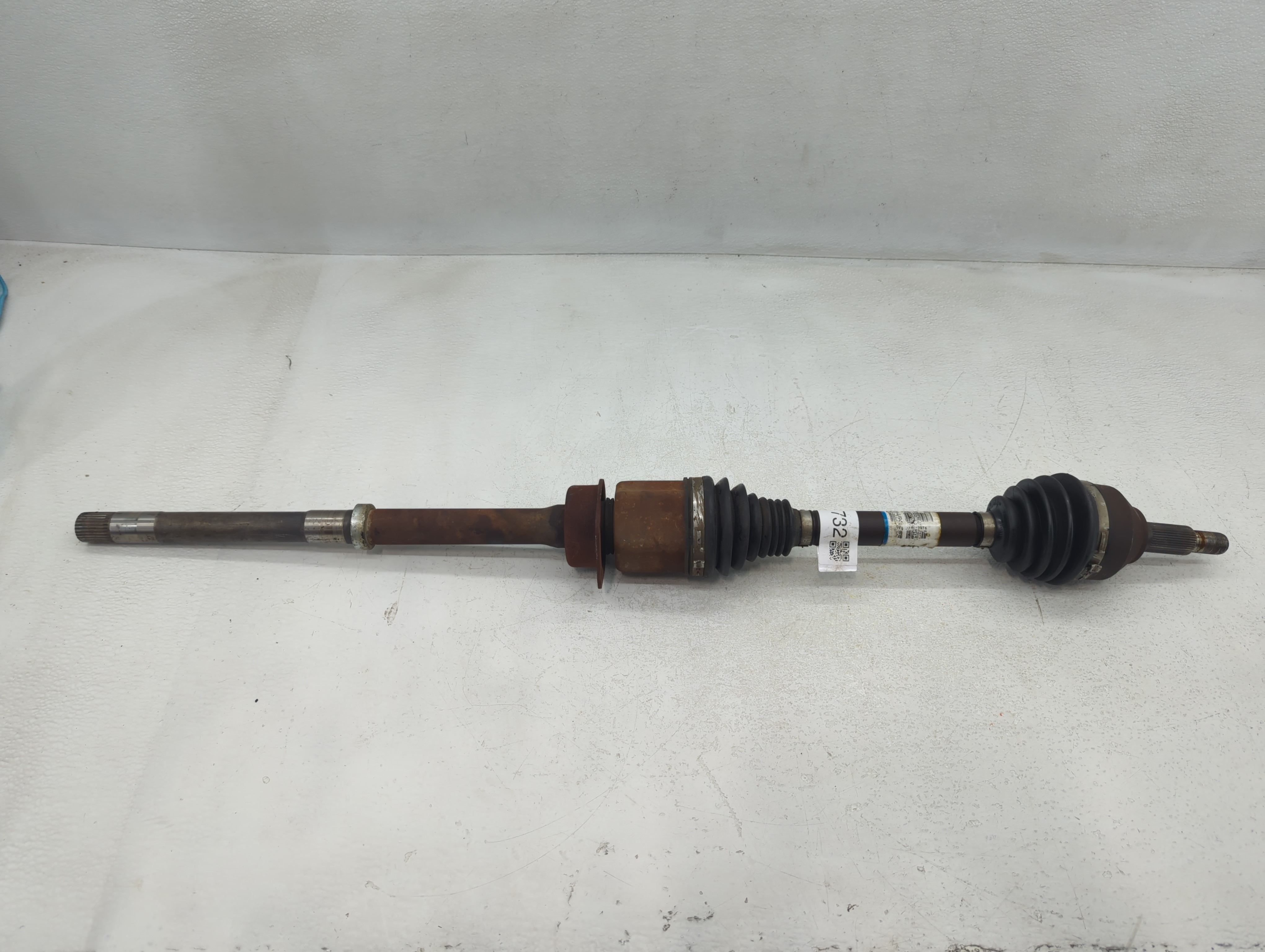 2011 Ford Taurus Axle Shaft Front Driver Cv C/v 651732 - Oemusedautoparts1.com