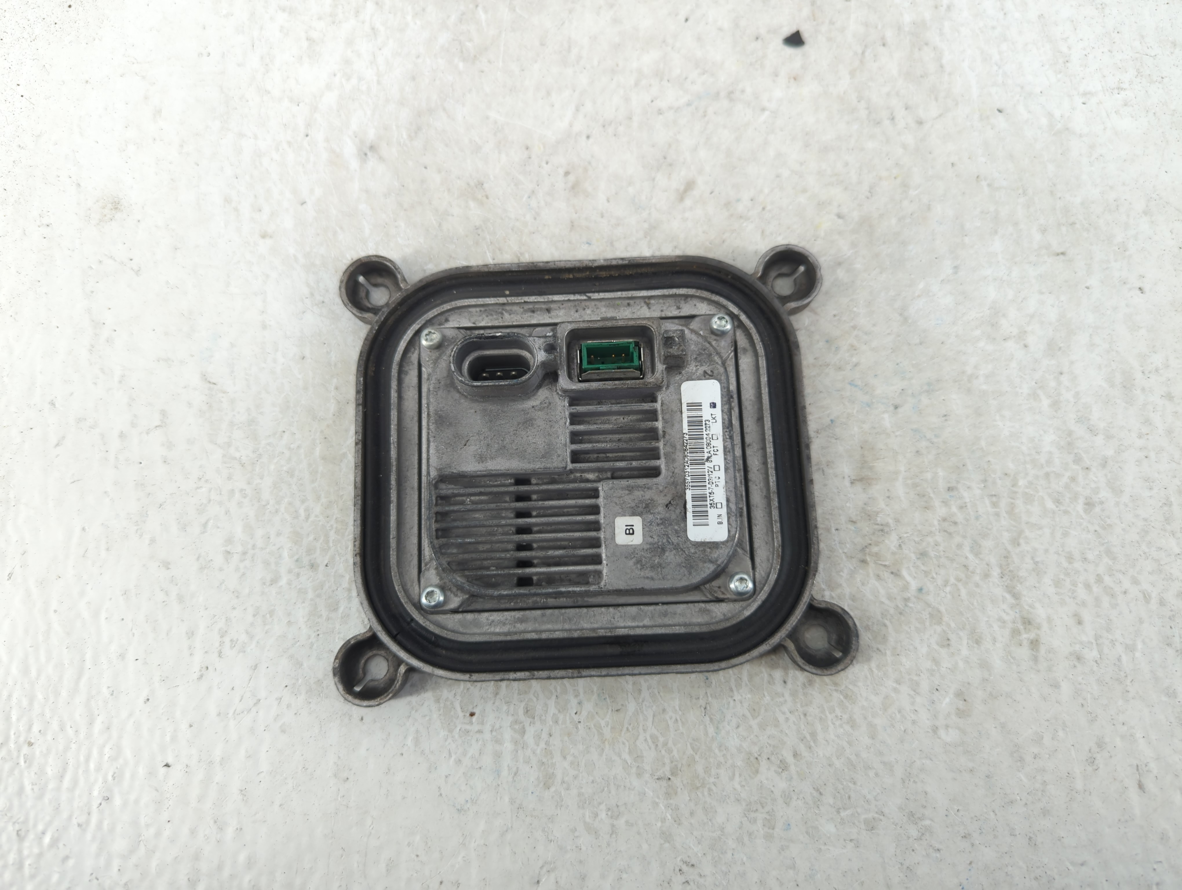 Picture of 2009-2012 Lincoln Mks Headlight Ballast Head Light 652349