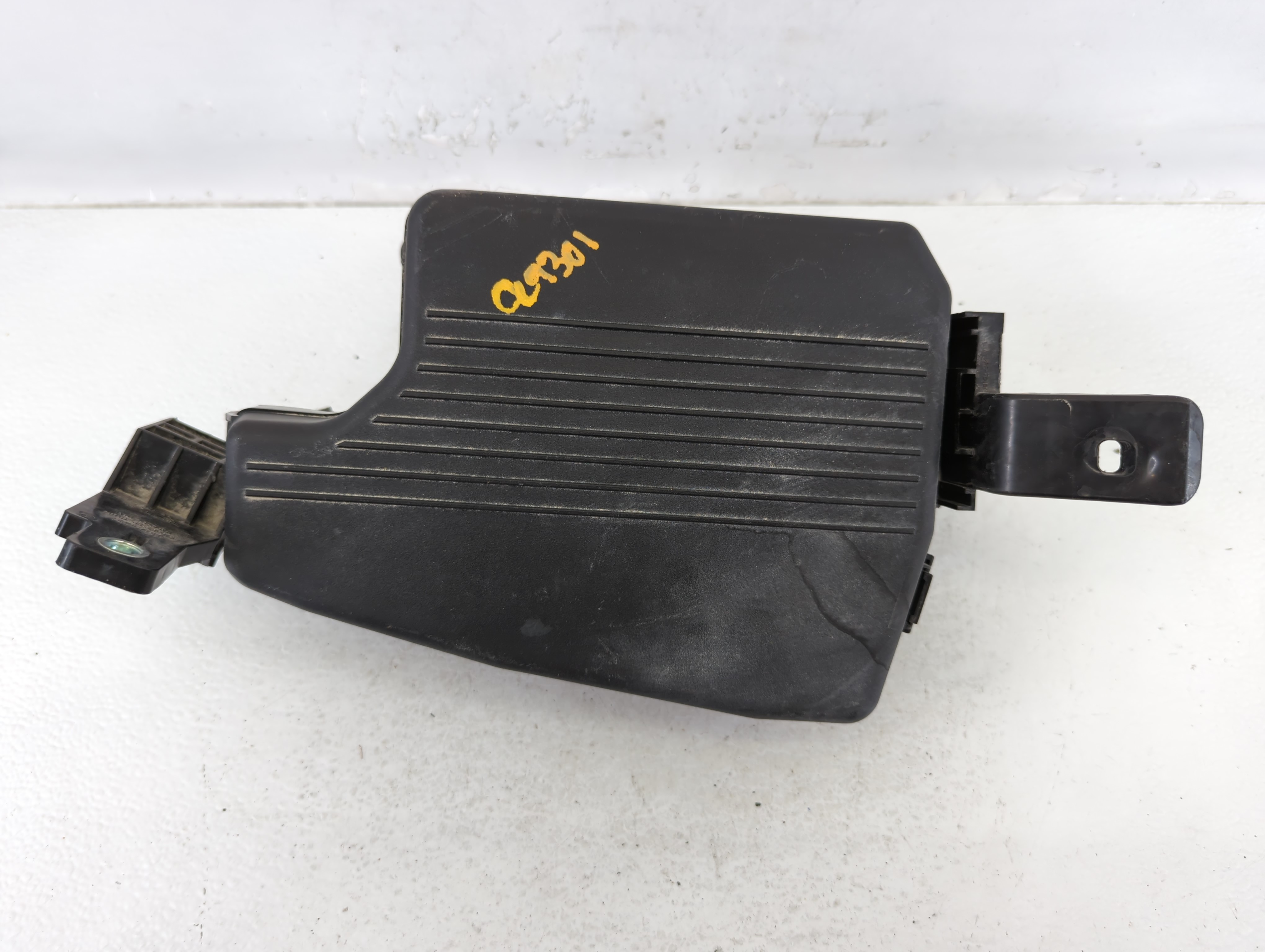 Picture of 2013-2022 Mazda Cx-5 Fusebox Fuse Box Relay Module K123-6676y 653032