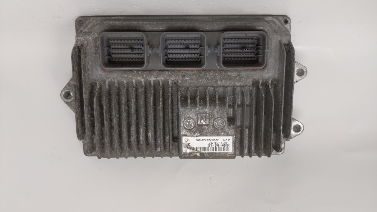 Picture of 2014-2014 Honda Accord Engine Control Computer Ecu Pcm Ecm Pcu Oem 65379