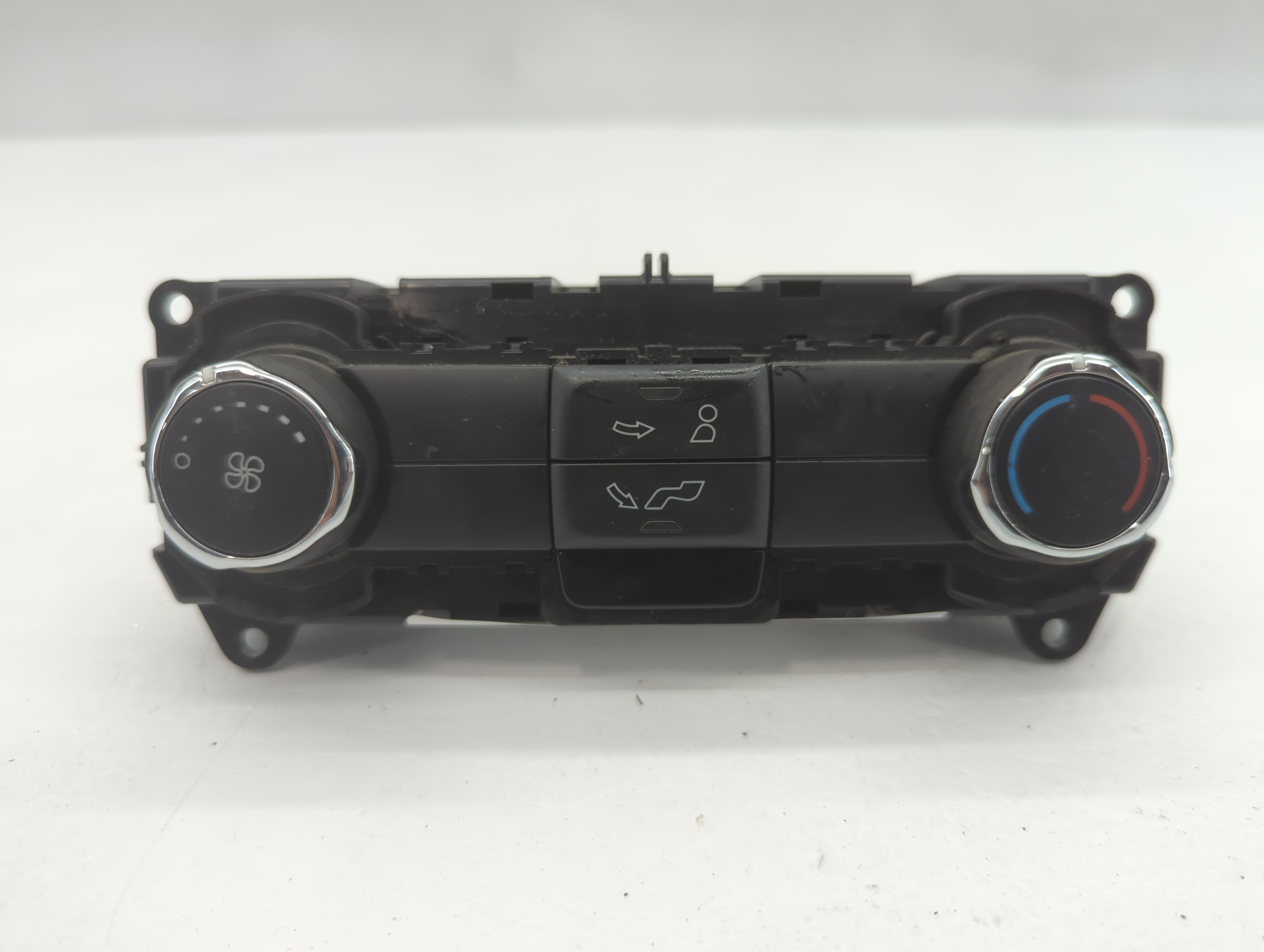 2017 Ford Expedition Ac Heater Climate Control Fl14-19980-ce 654421 - Oemusedautoparts1.com