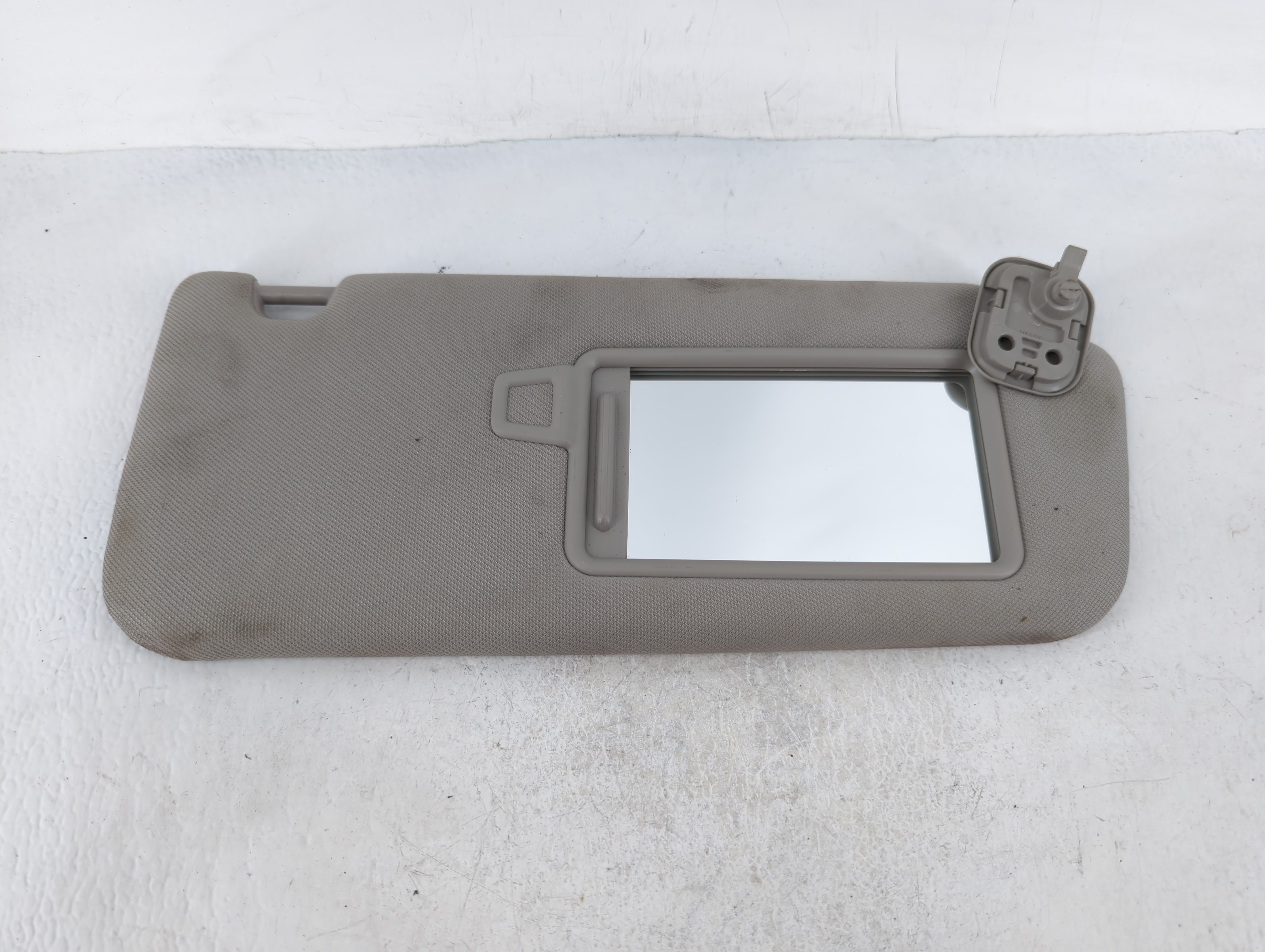 2019-2021 Hyundai Santa Fe Passenger Sun Visor Mirror Right Sunvisor Grey 654795 - Oemusedautoparts1.com