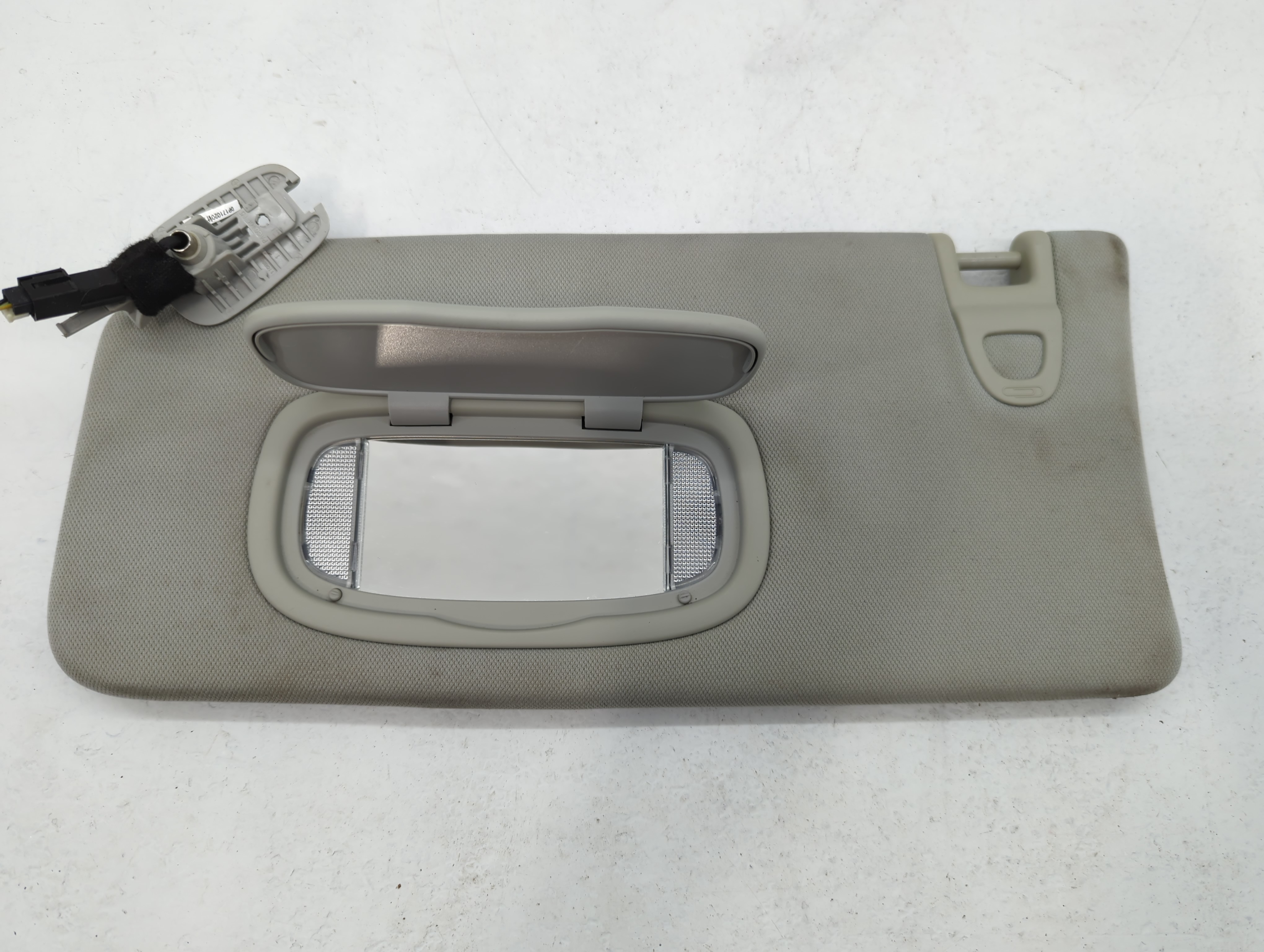 2018 Jeep Compass Driver Sun Visor Mirror Left Sunvisor Gray 654942 - Oemusedautoparts1.com