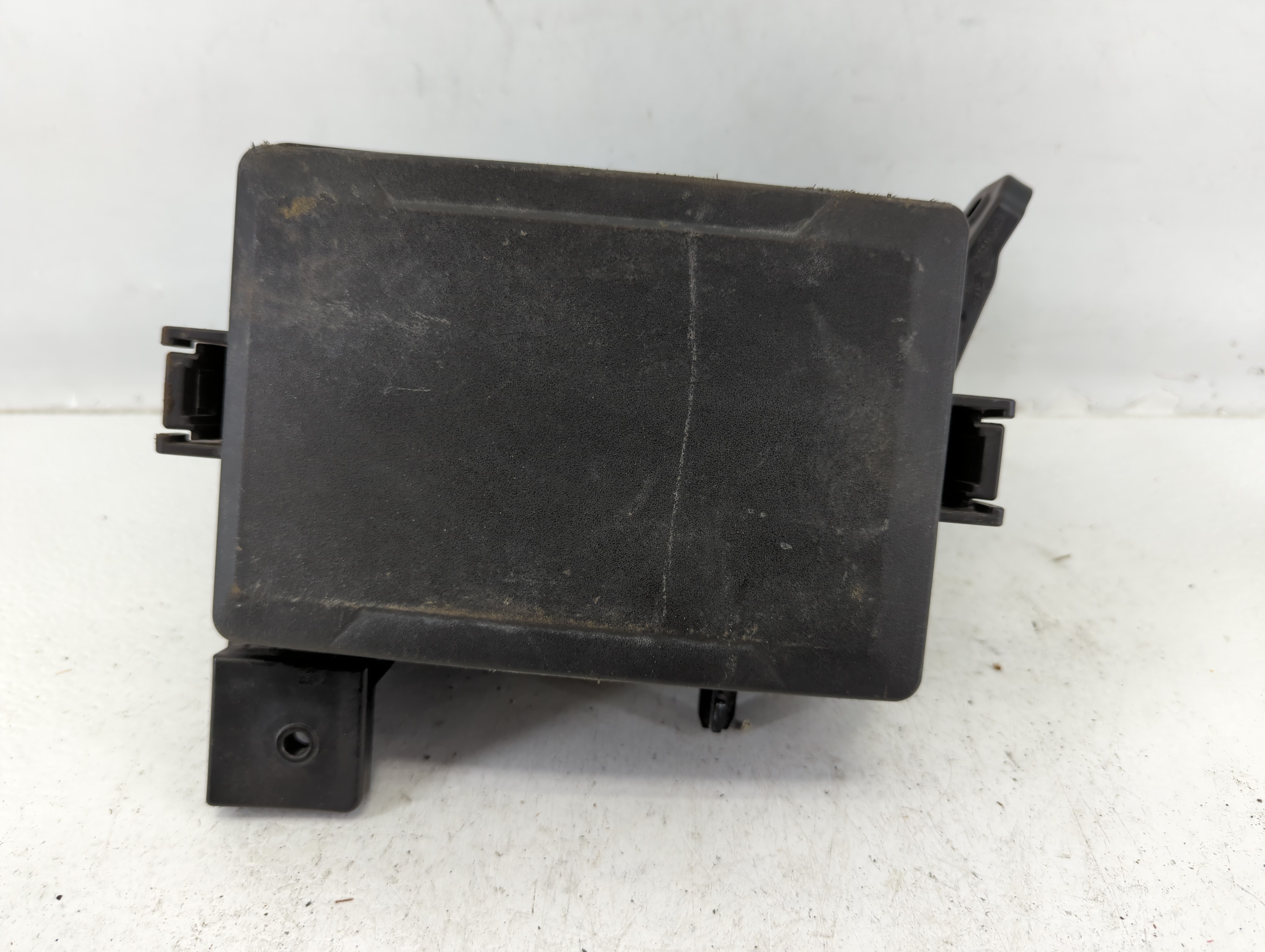 Picture of 2018-2019 Kia Rio Fusebox Fuse Box Relay Module 91205 H9320 655179