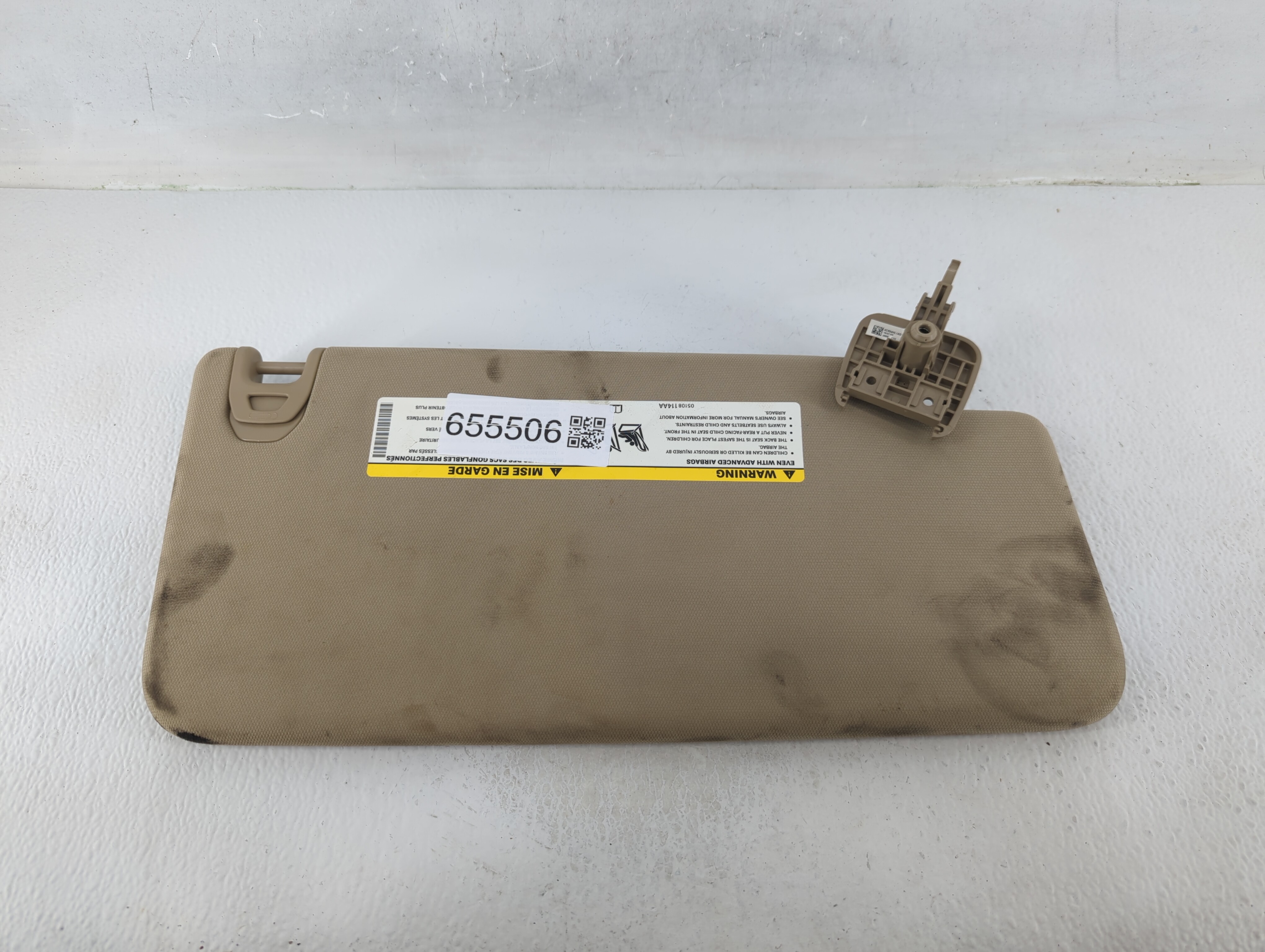 Picture of Dodge Ram 1500 Driver Sun Visor Mirror Left Sunvisor Dark Beige 655506