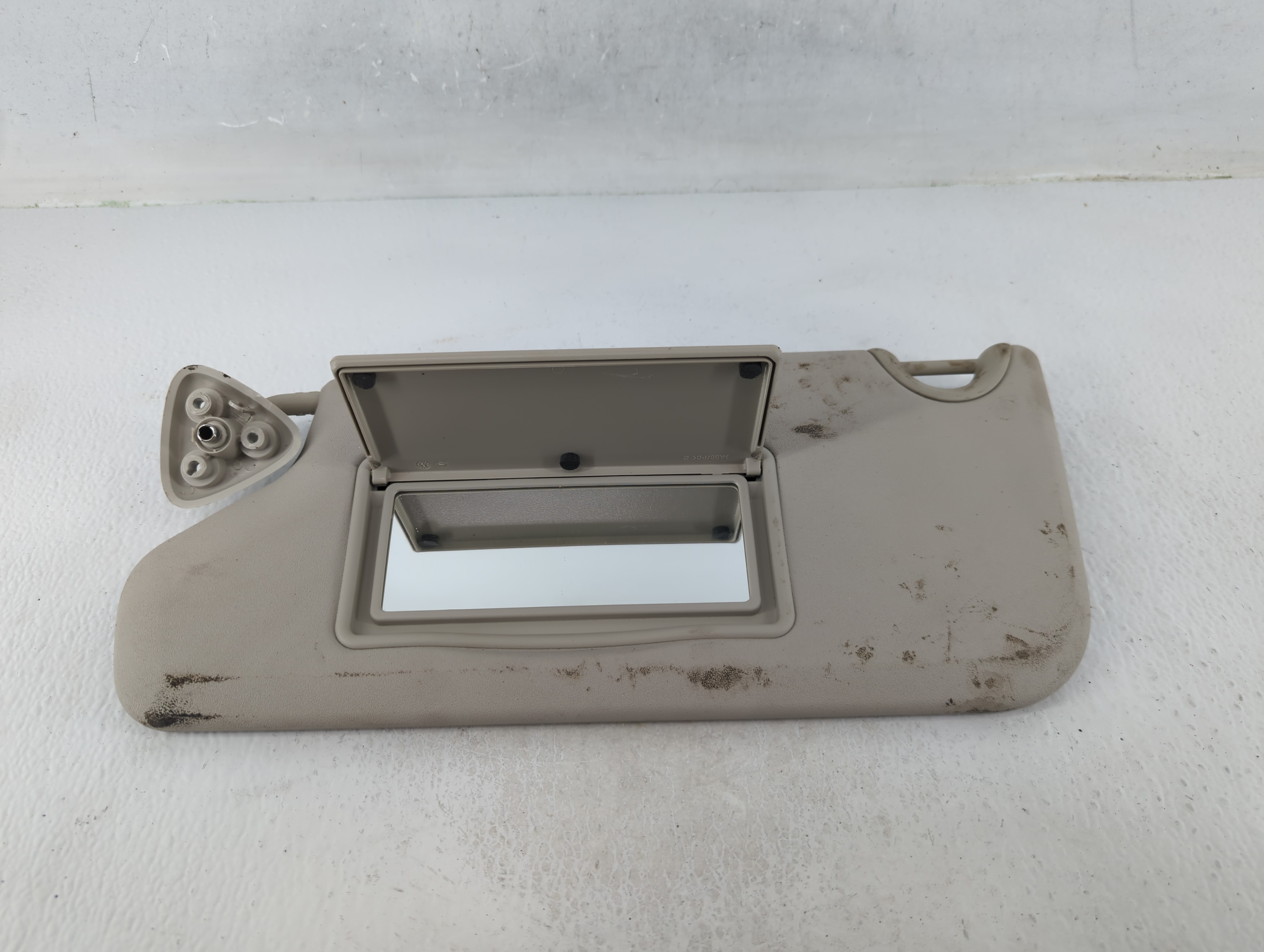 2015 Dodge Journey Driver Sun Visor Mirror Left Sunvisor Gray 655563 - Oemusedautoparts1.com