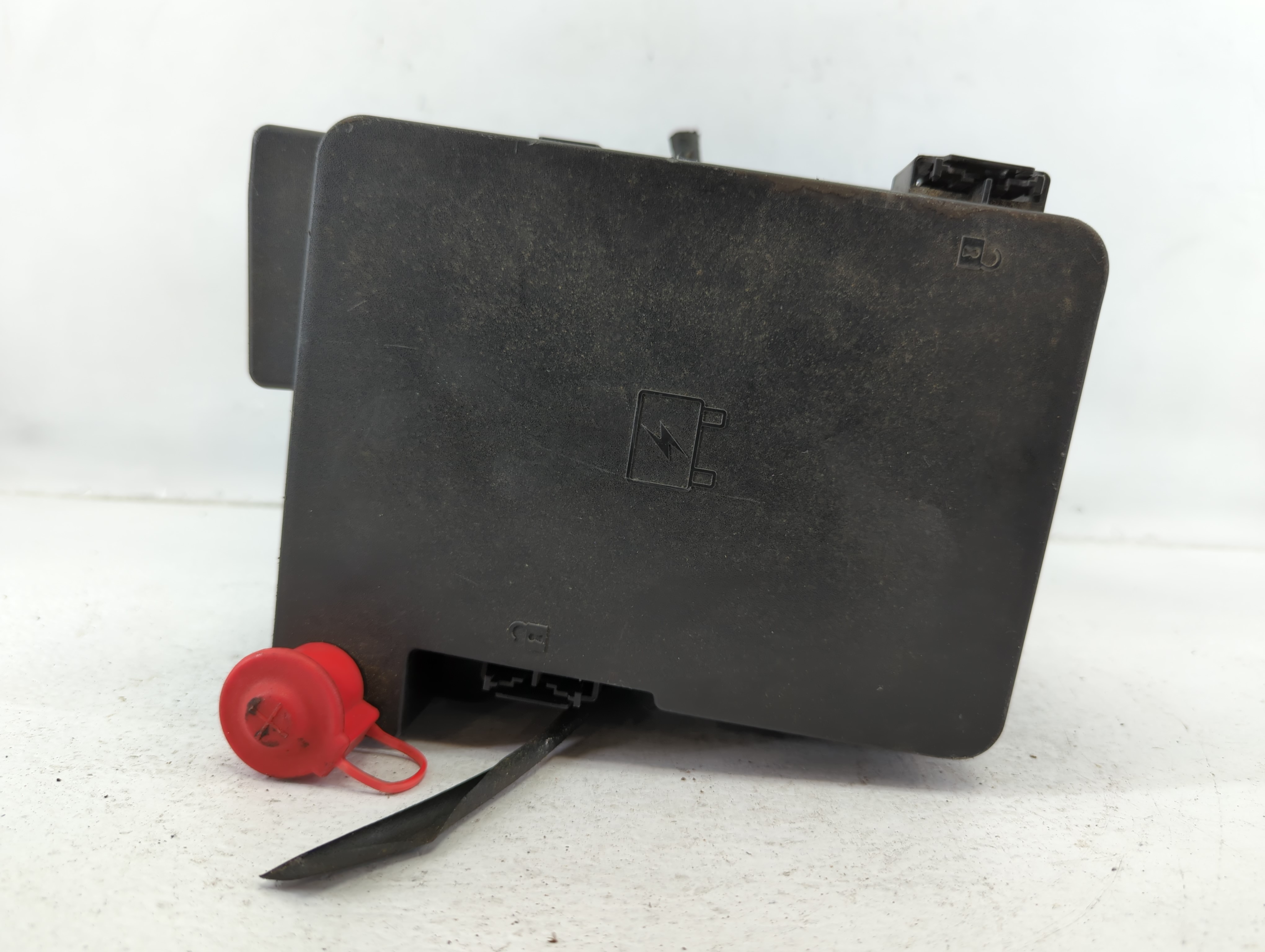 Gmc Terrain Fusebox Fuse Box Relay Module 20899629-02 655672 - Oemusedautoparts1.com