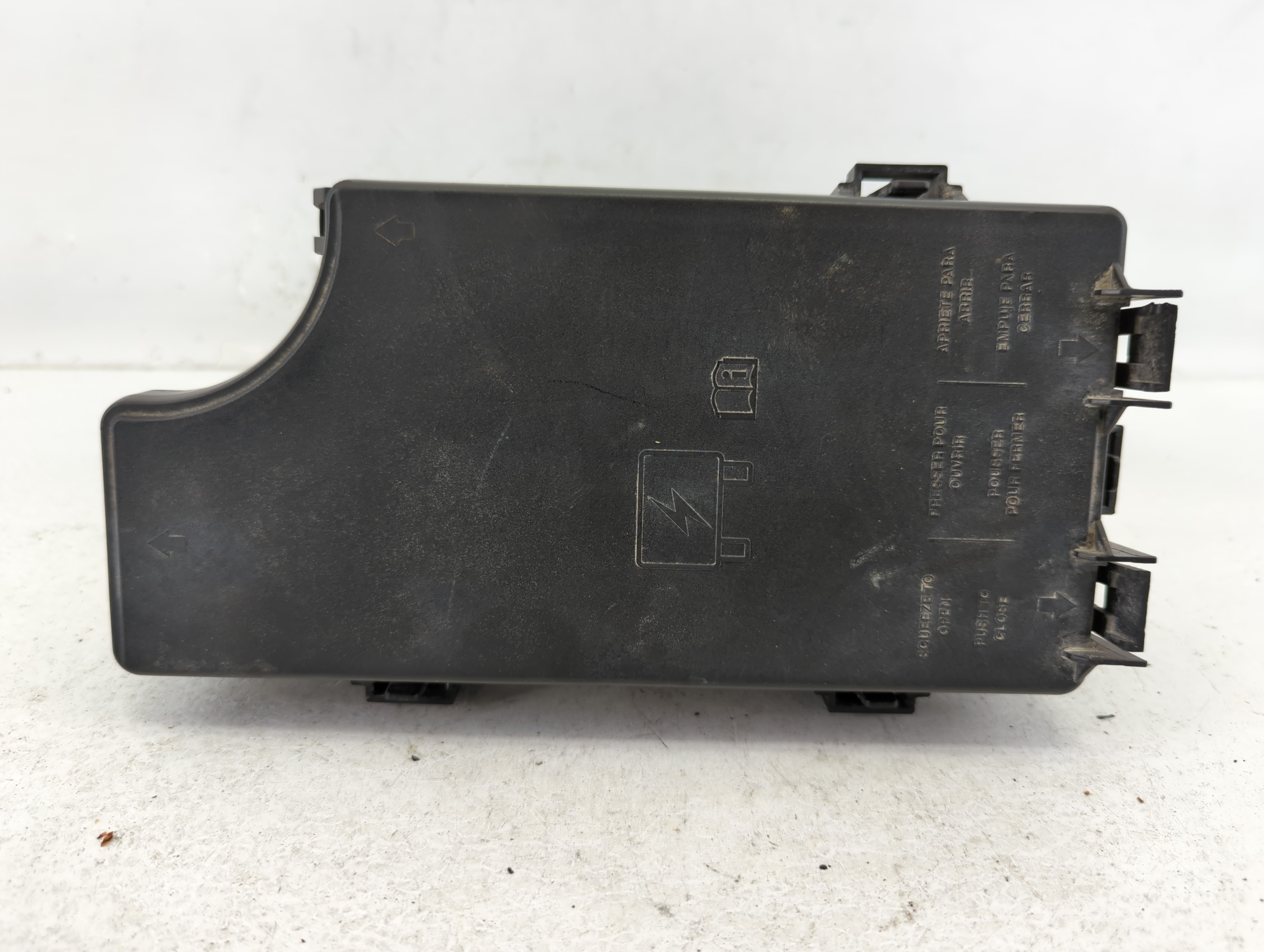 Picture of 2010-2012 Dodge Caliber Fusebox Fuse Box Relay Module Tipm P04692555ab 655680
