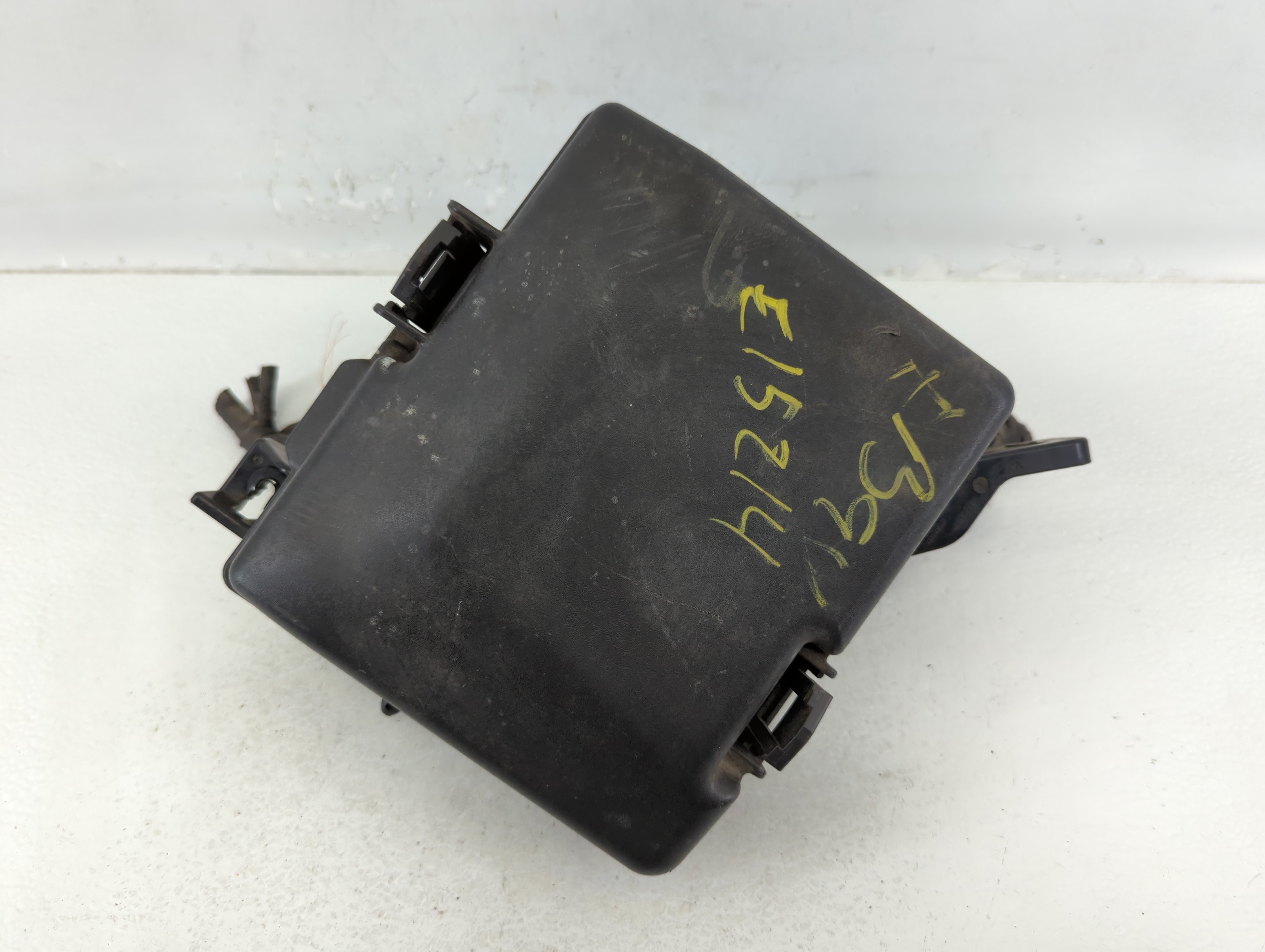 Picture of 2016-2017 Hyundai Sonata Fusebox Fuse Box Relay Module 91950-c1820 656092