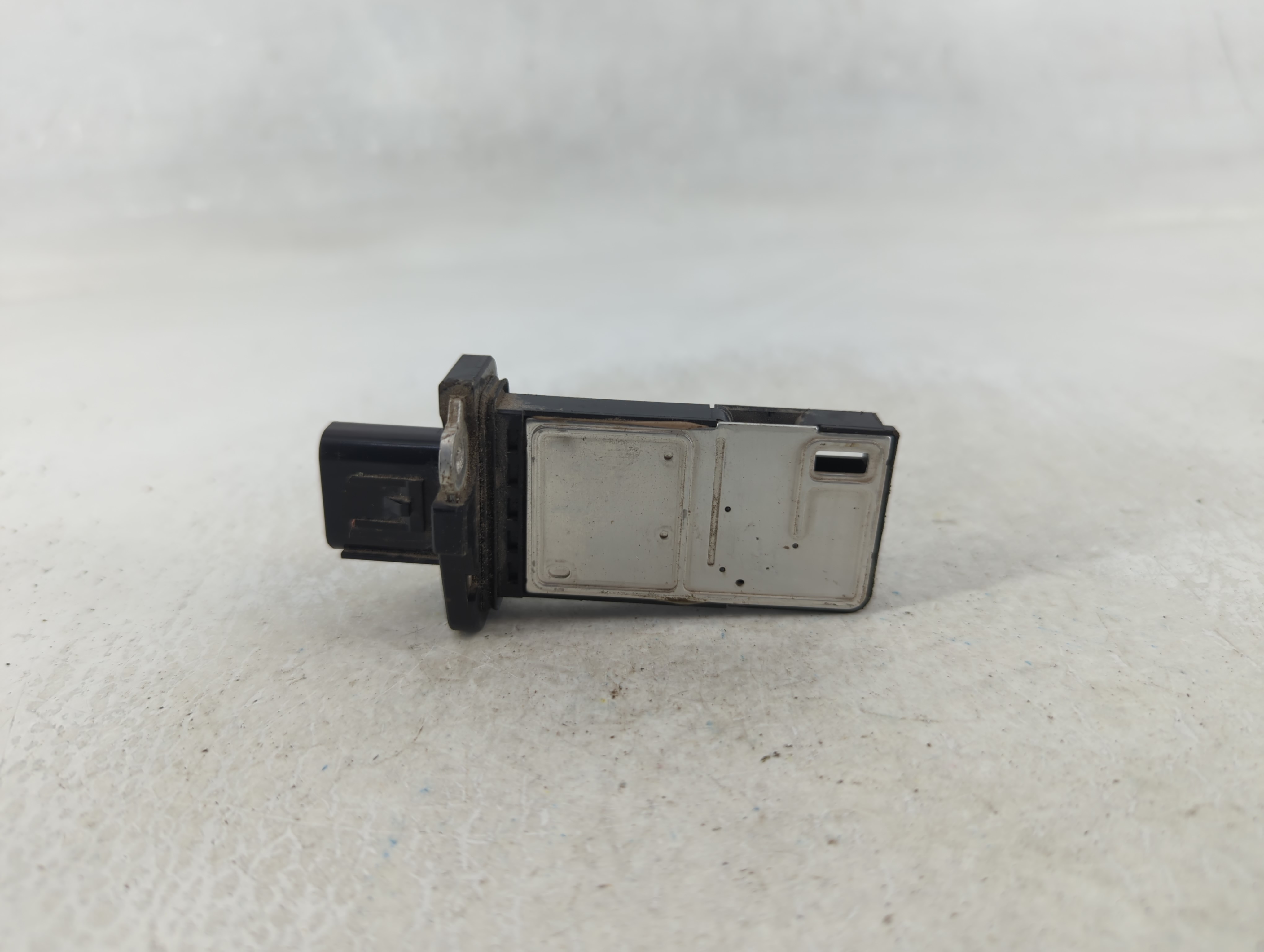 Picture of 2006-2012 Ford Fusion Mass Air Flow Meter Maf 656302