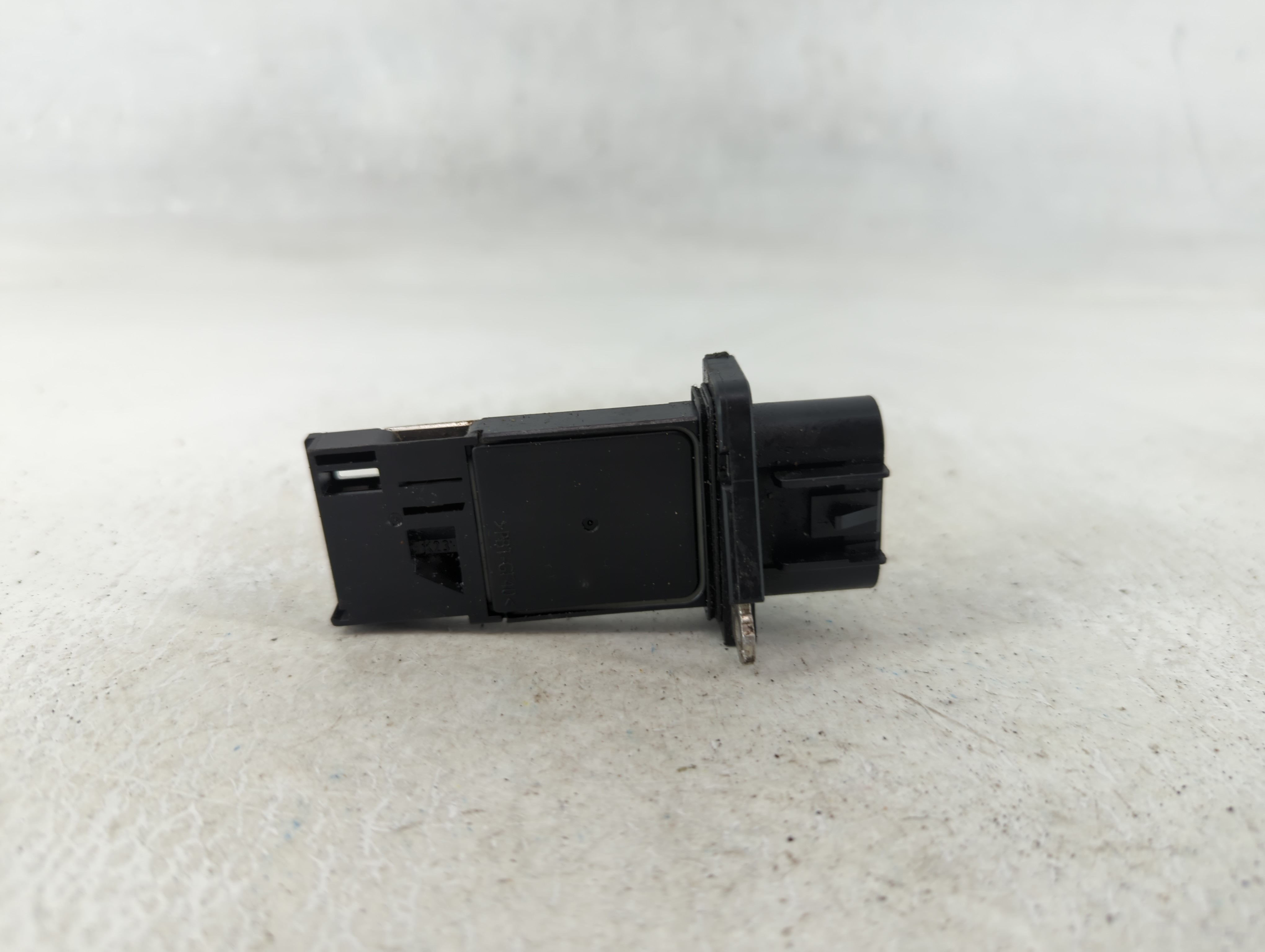 Picture of 2008-2014 Chevrolet Malibu Mass Air Flow Meter Maf 656393