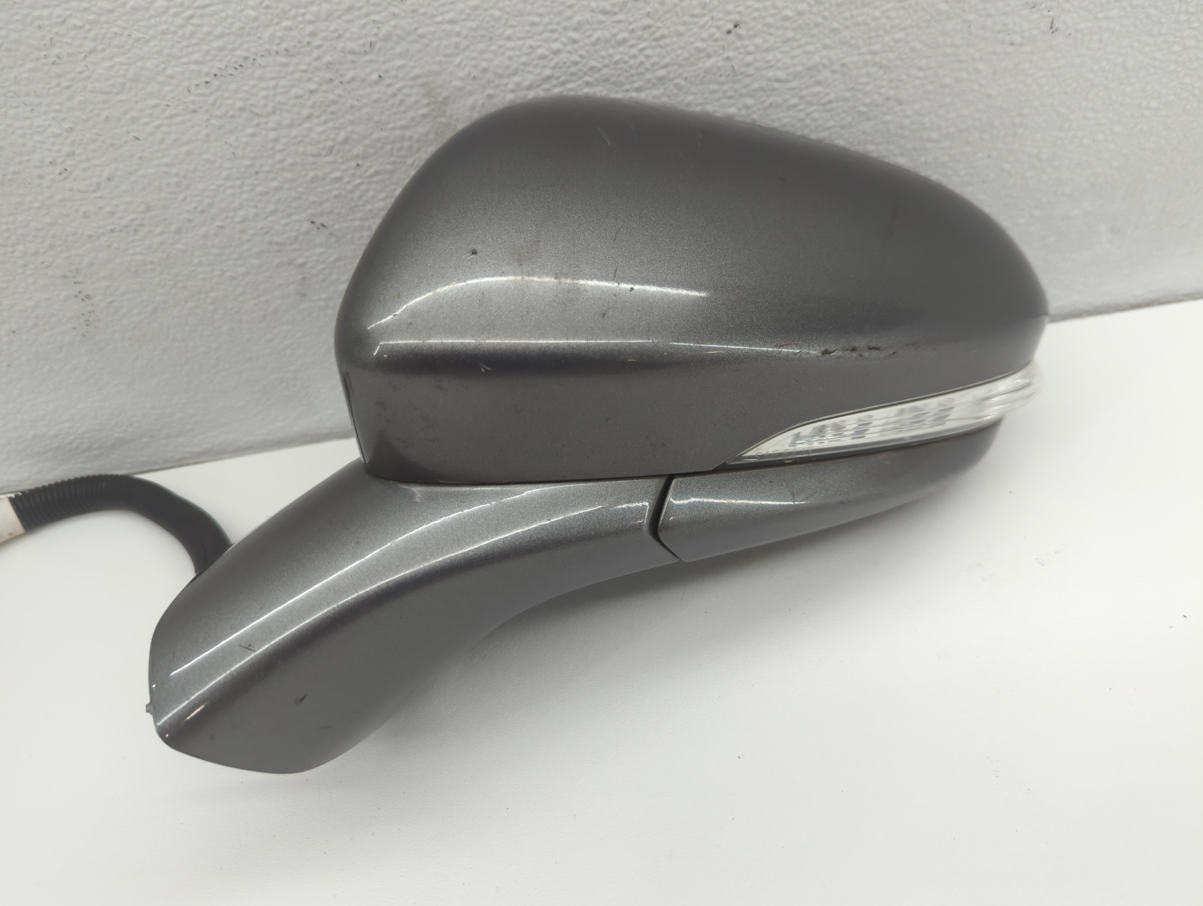 Picture of 2013-2014 Ford Fusion Driver Left Side View Power Door Mirror Gray 657429