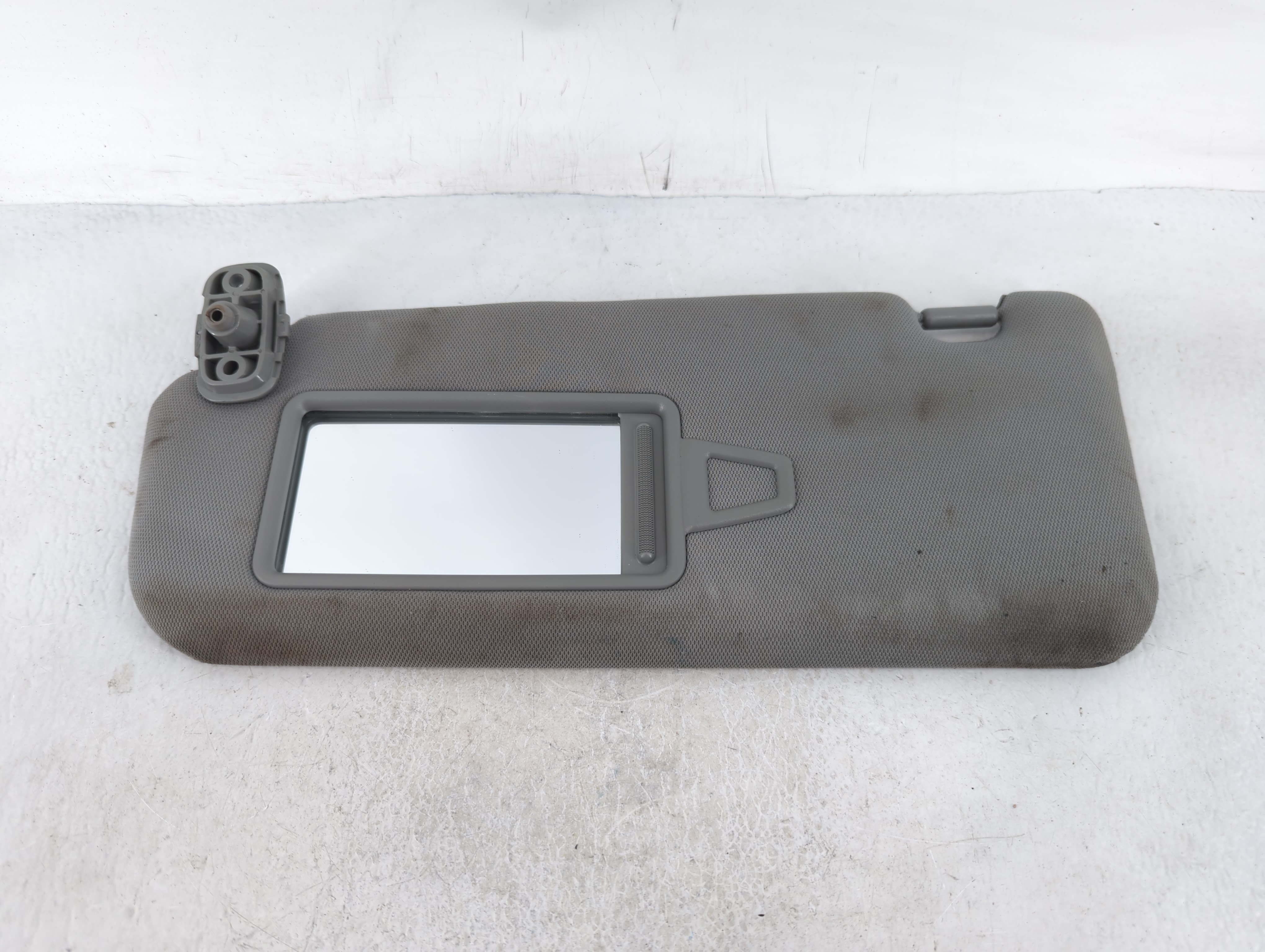 Picture of 2011-2015 Kia Sorento Driver Sun Visor Mirror Left Sunvisor Dark Grey 657666