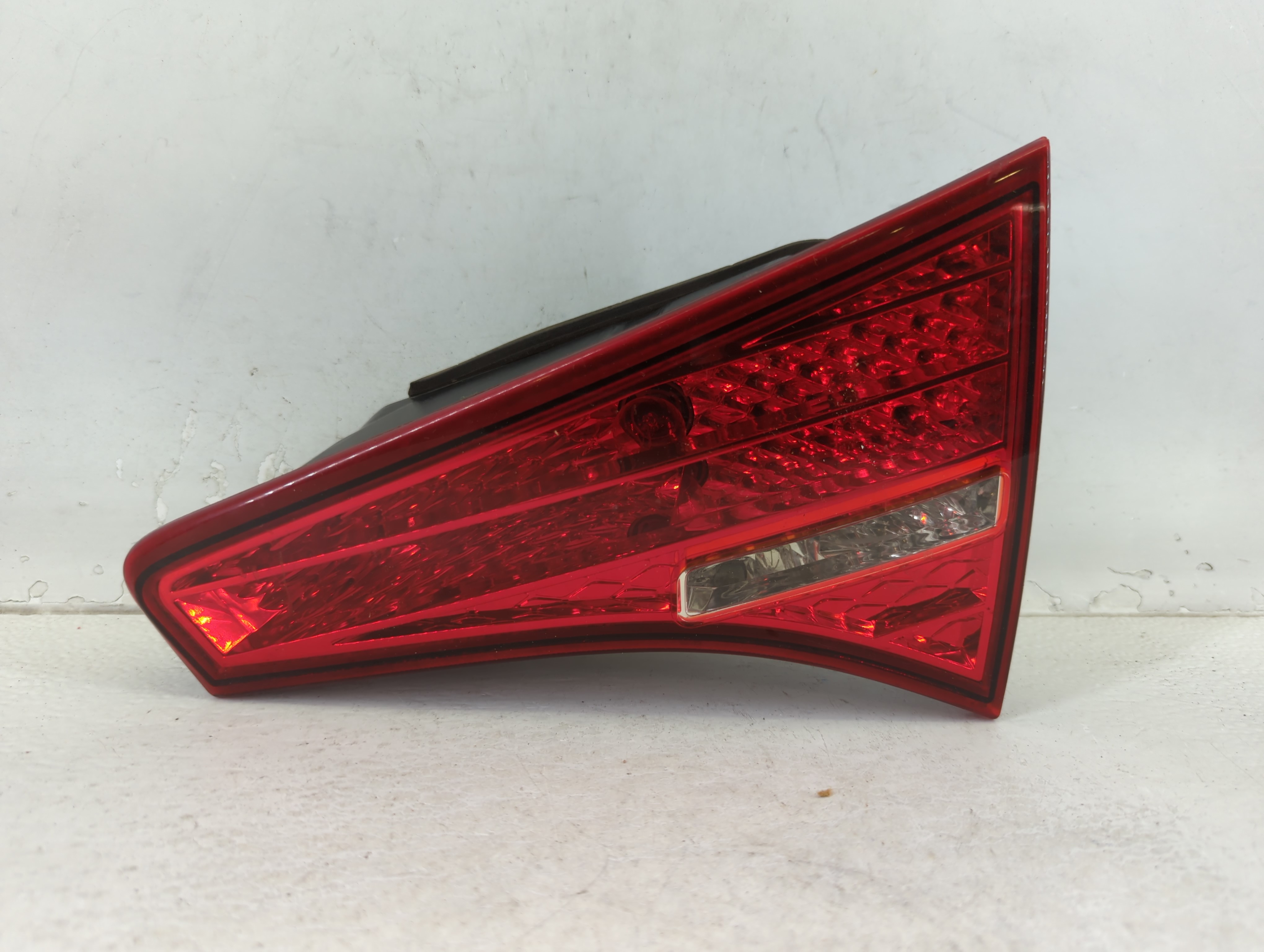 Picture of 2013 Kia Optima Passenger Right Side Tail Light Taillight Oem 658137
