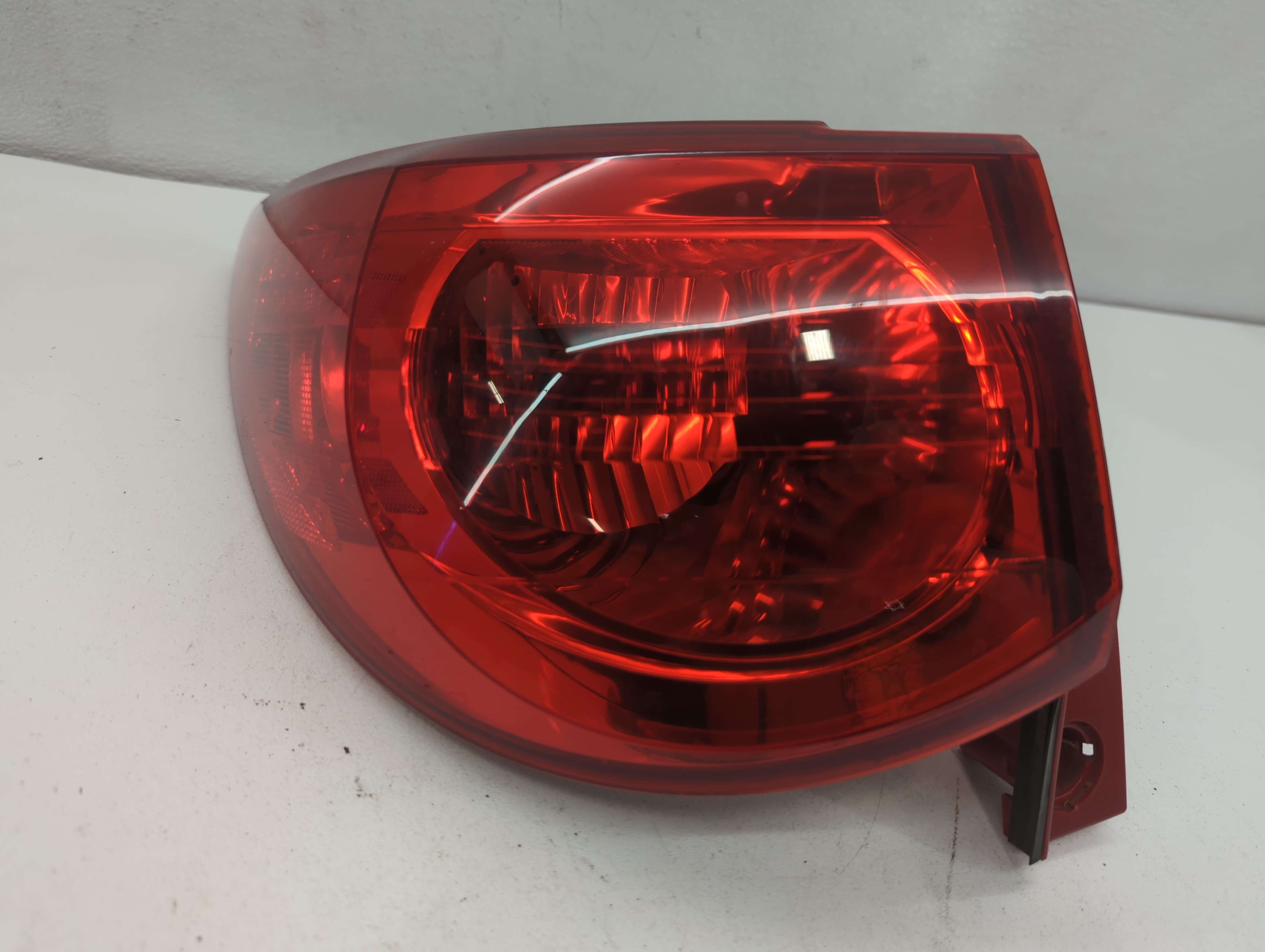 2009 Chevrolet Traverse Driver Left Side Tail Light Taillight Oem 658694 - Oemusedautoparts1.com