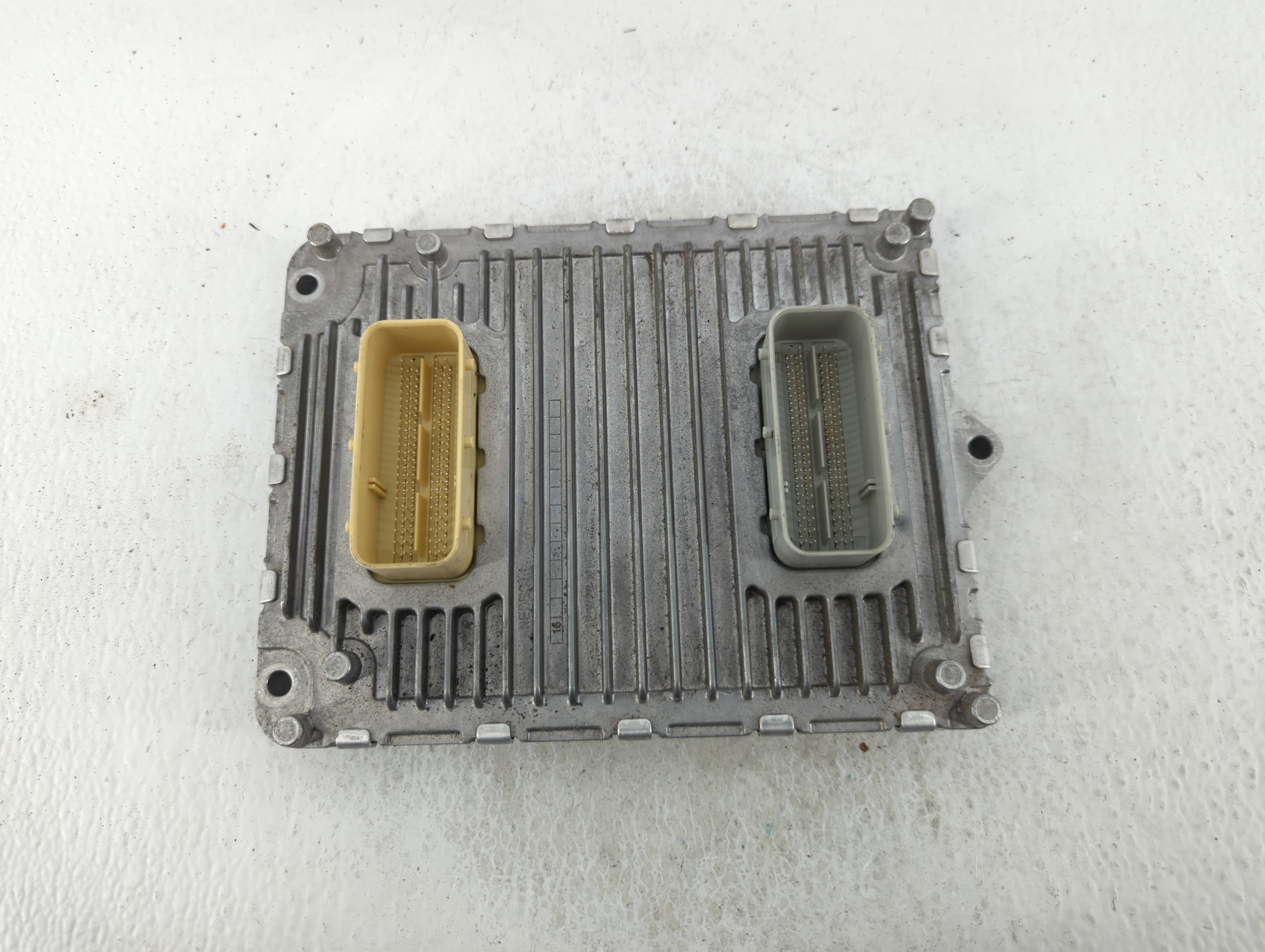 Picture of Gmc 3000 Engine Computer Ecu Pcm Ecm Pcu Oem P68274773ae|p68243309ab 658707