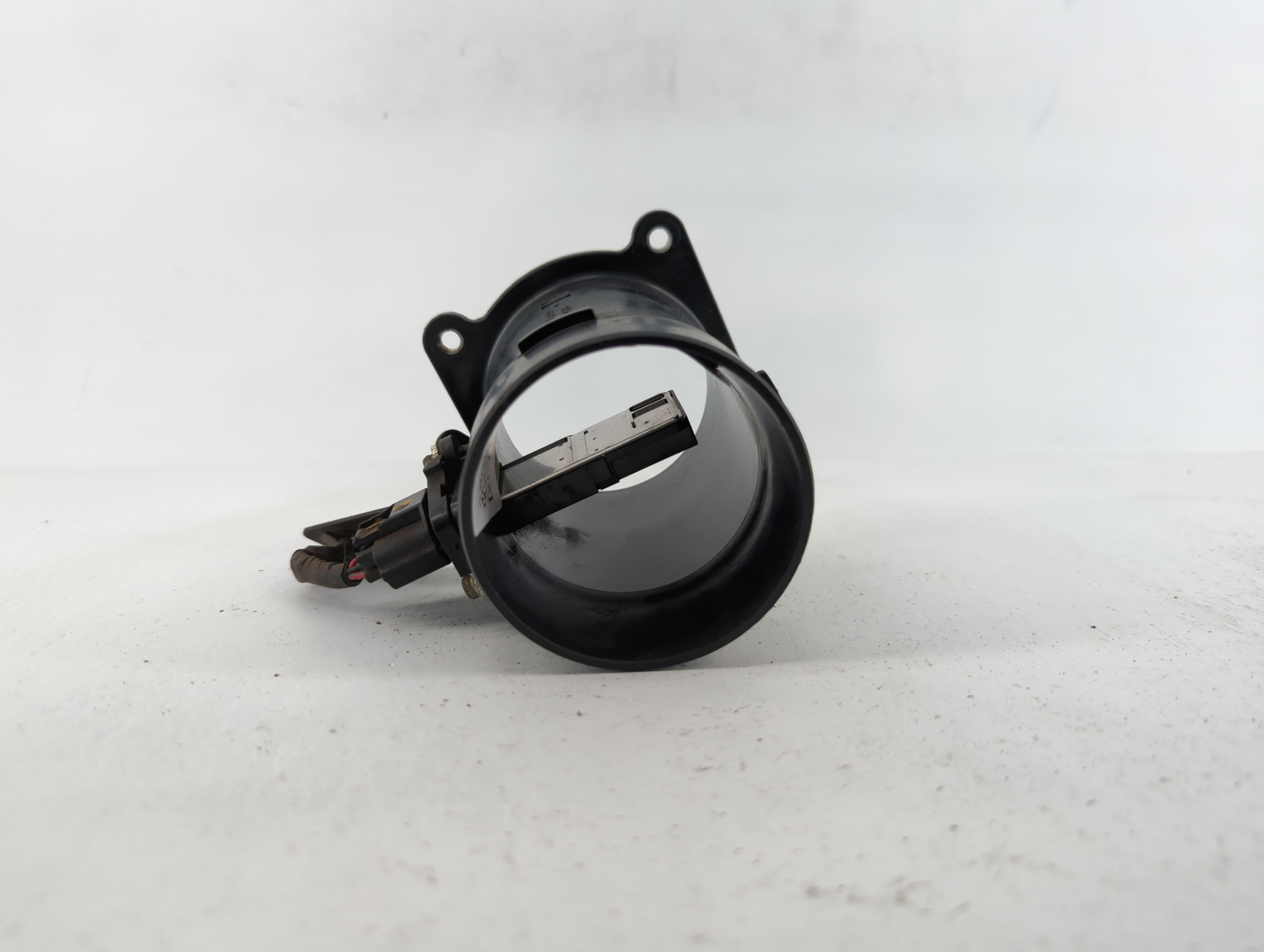 Picture of 2004-2006 Nissan Altima Mass Air Flow Meter Maf 659855