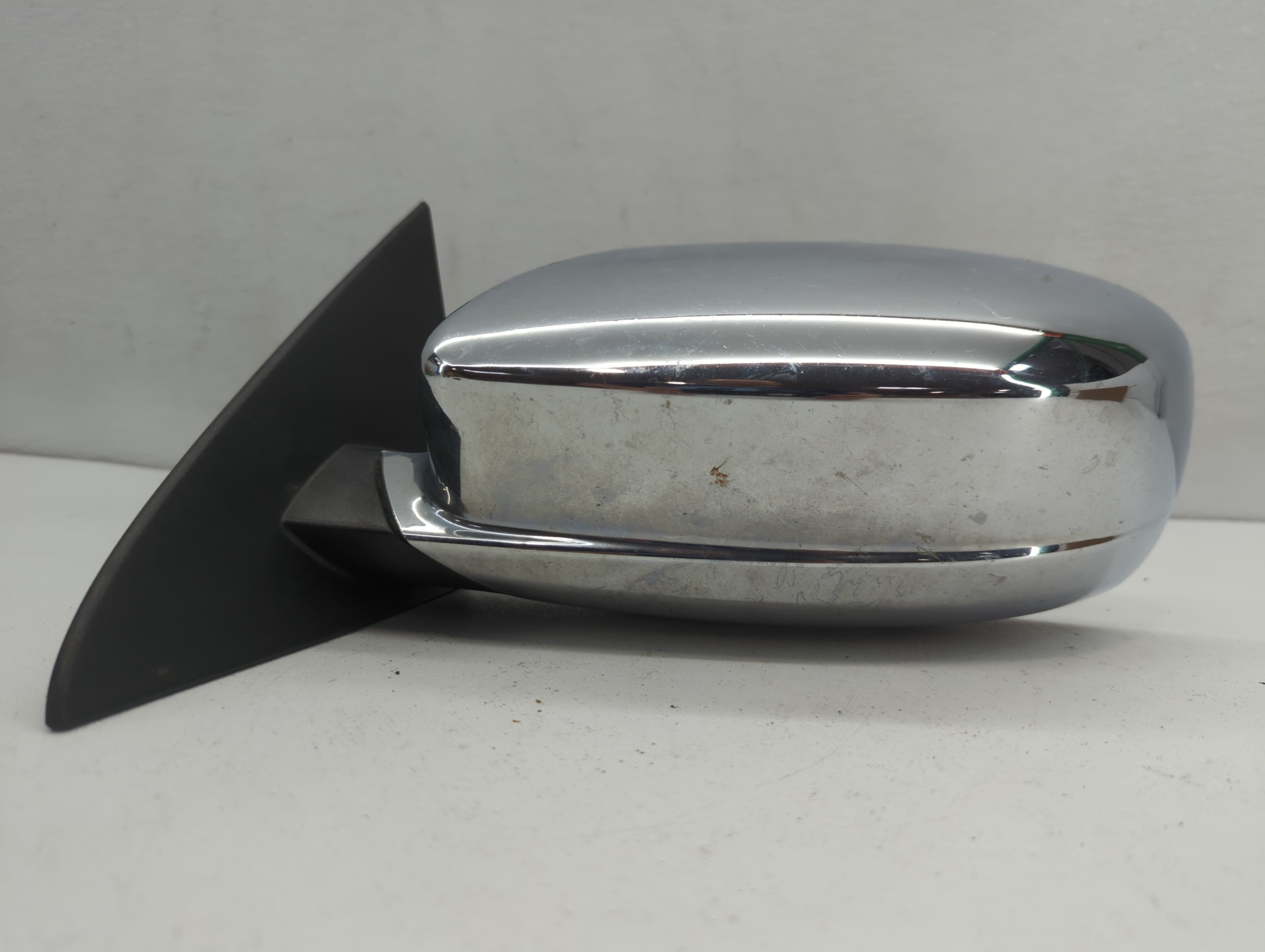 Picture of 2011-2014 Chrysler 200 Driver Left Side View Manual Door Mirror Chrome 660002