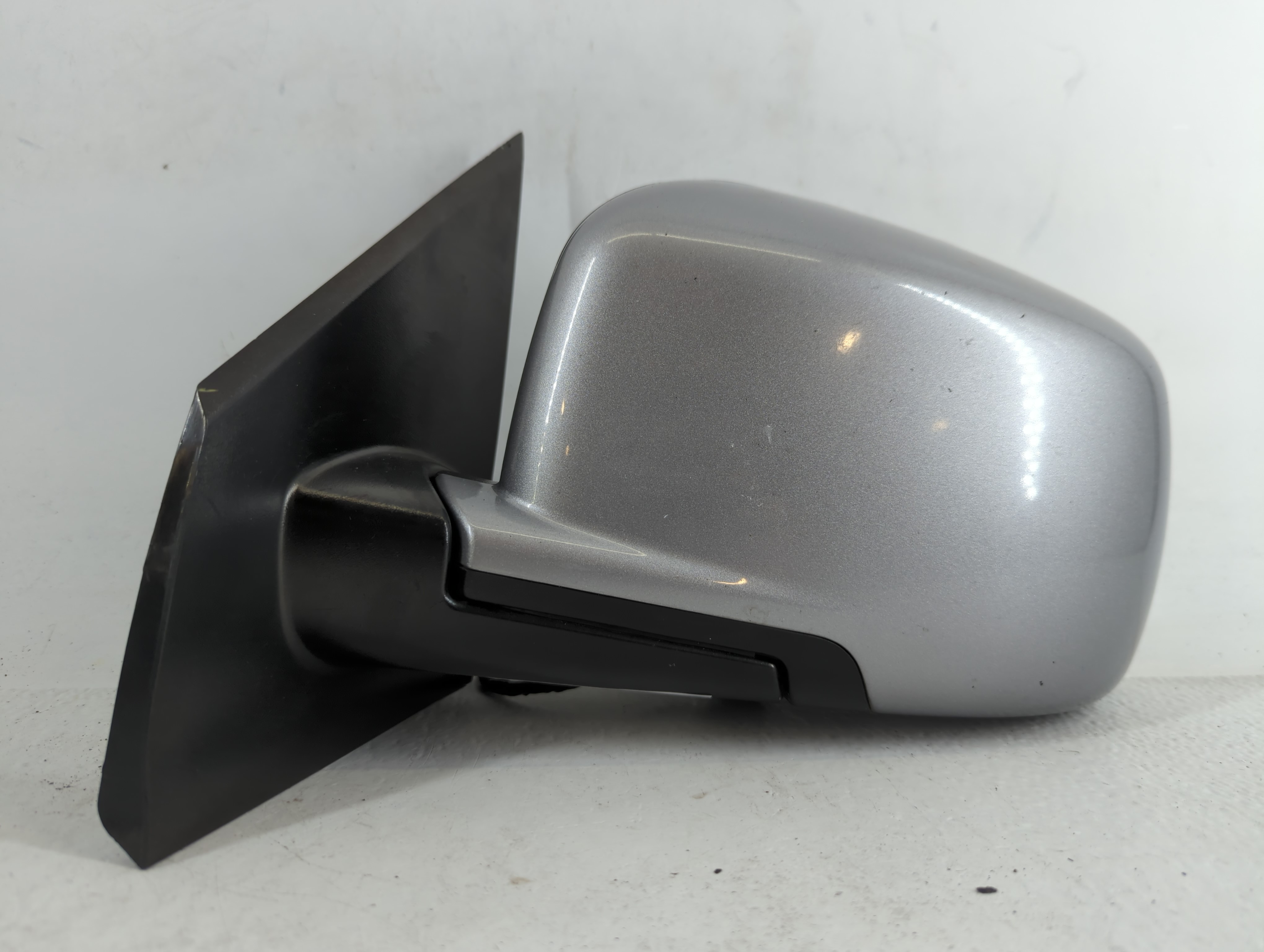 2017 Dodge Journey Driver Left Side View Power Door Mirror Silver 660592 - Oemusedautoparts1.com