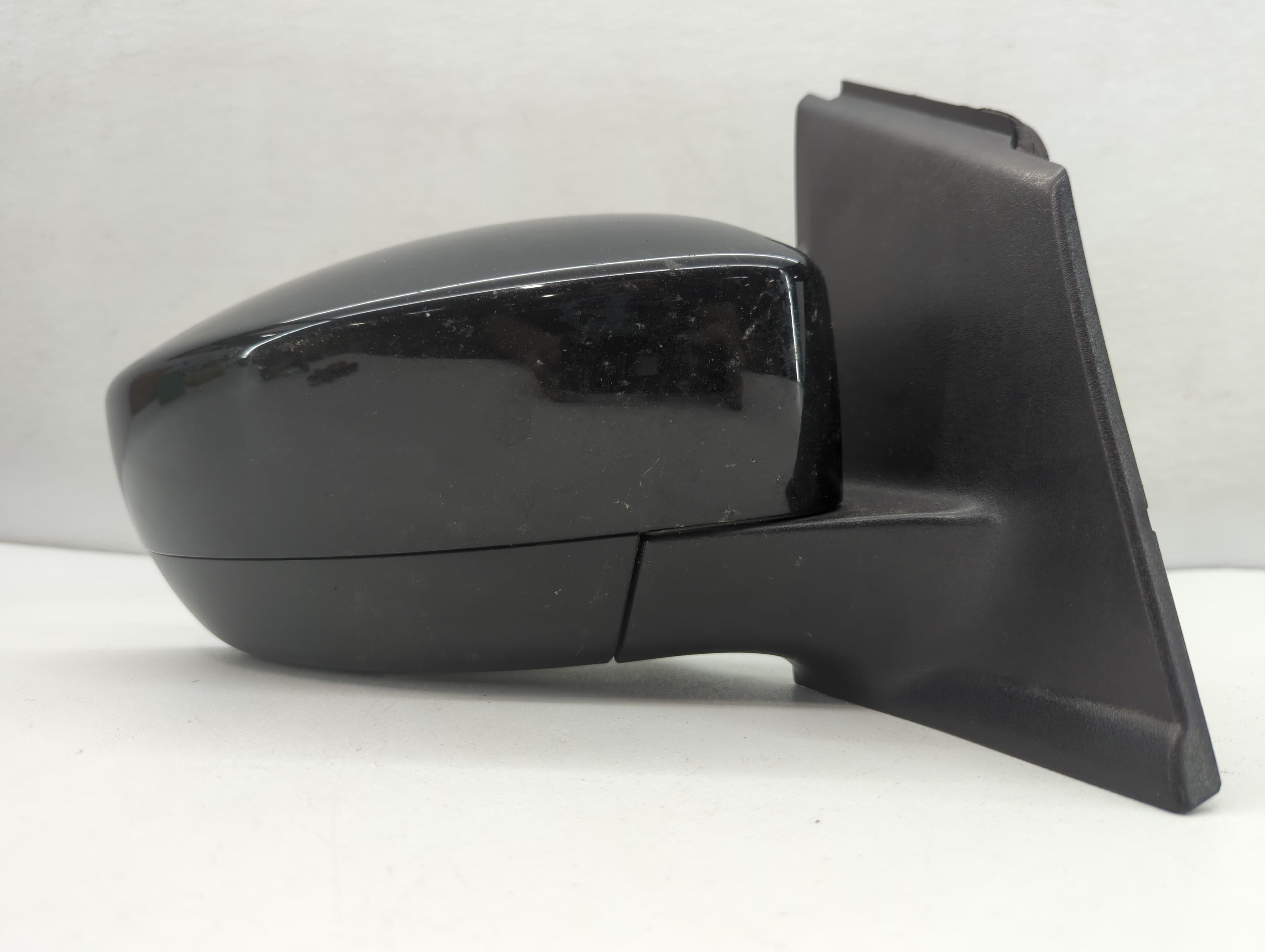 Picture of 2017-2019 Ford Escape Passenger Right Side View Manual Door Mirror 661070