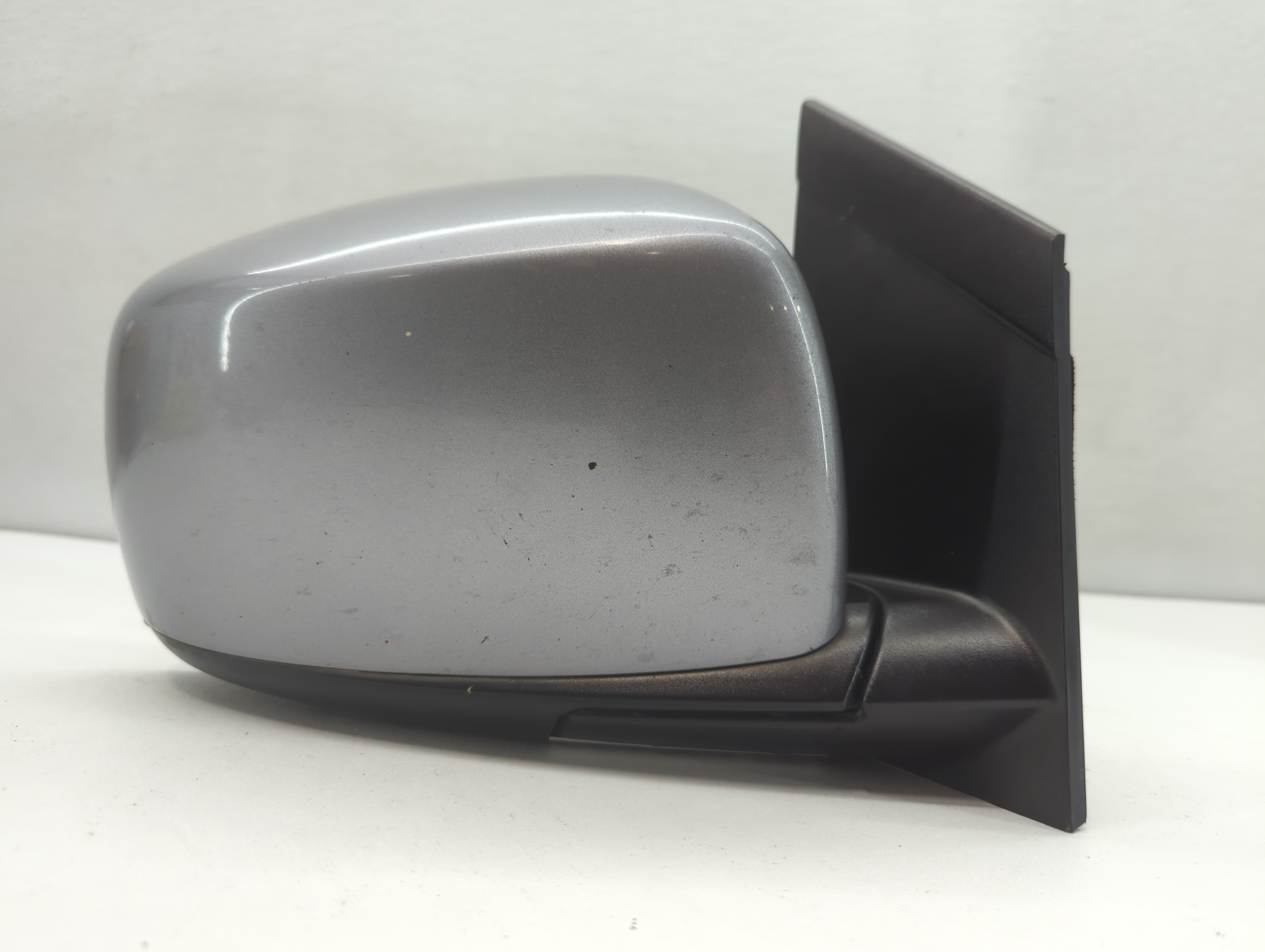 Picture of Dodge Caravan Passenger Right Side View Power Door Mirror Silver 661251