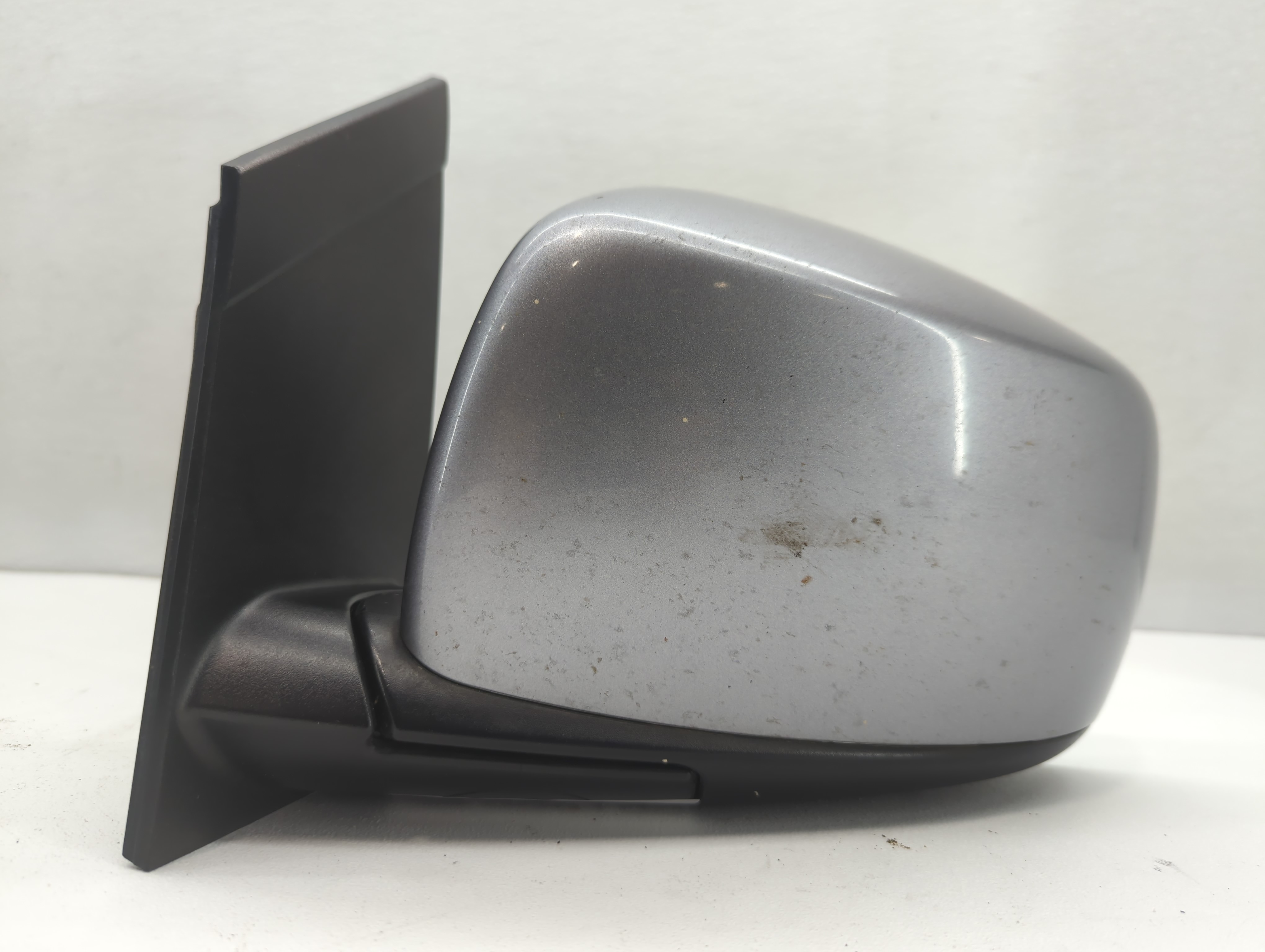 Picture of Dodge Caravan Driver Left Side View Power Door Mirror Dark Gray 661388