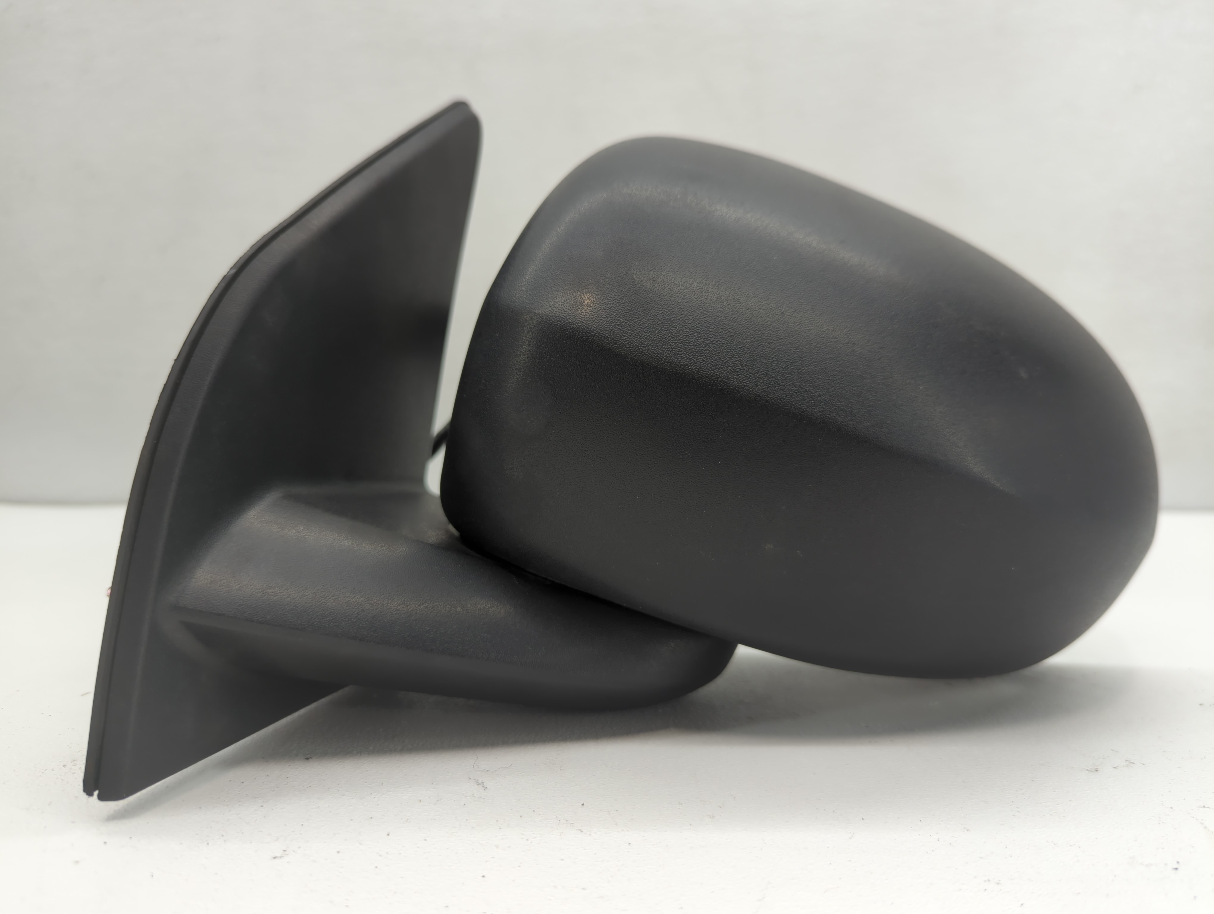 2007-2017 Jeep Compass Driver Left Side View Manual Door Mirror Black 661418 - Oemusedautoparts1.com