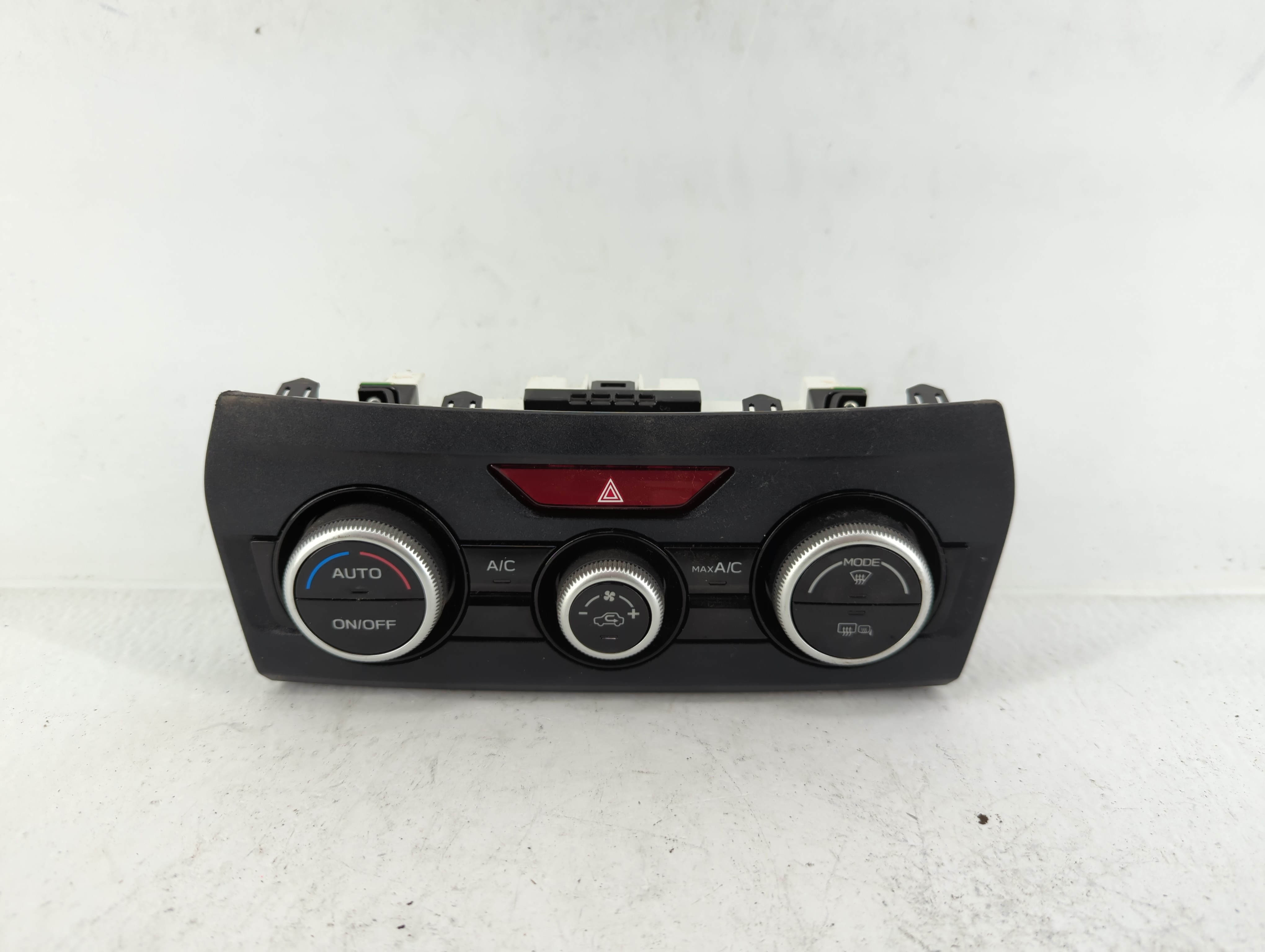 2021 Subaru Xv Ac Heater Climate Control 72311fl750 661914 - Oemusedautoparts1.com