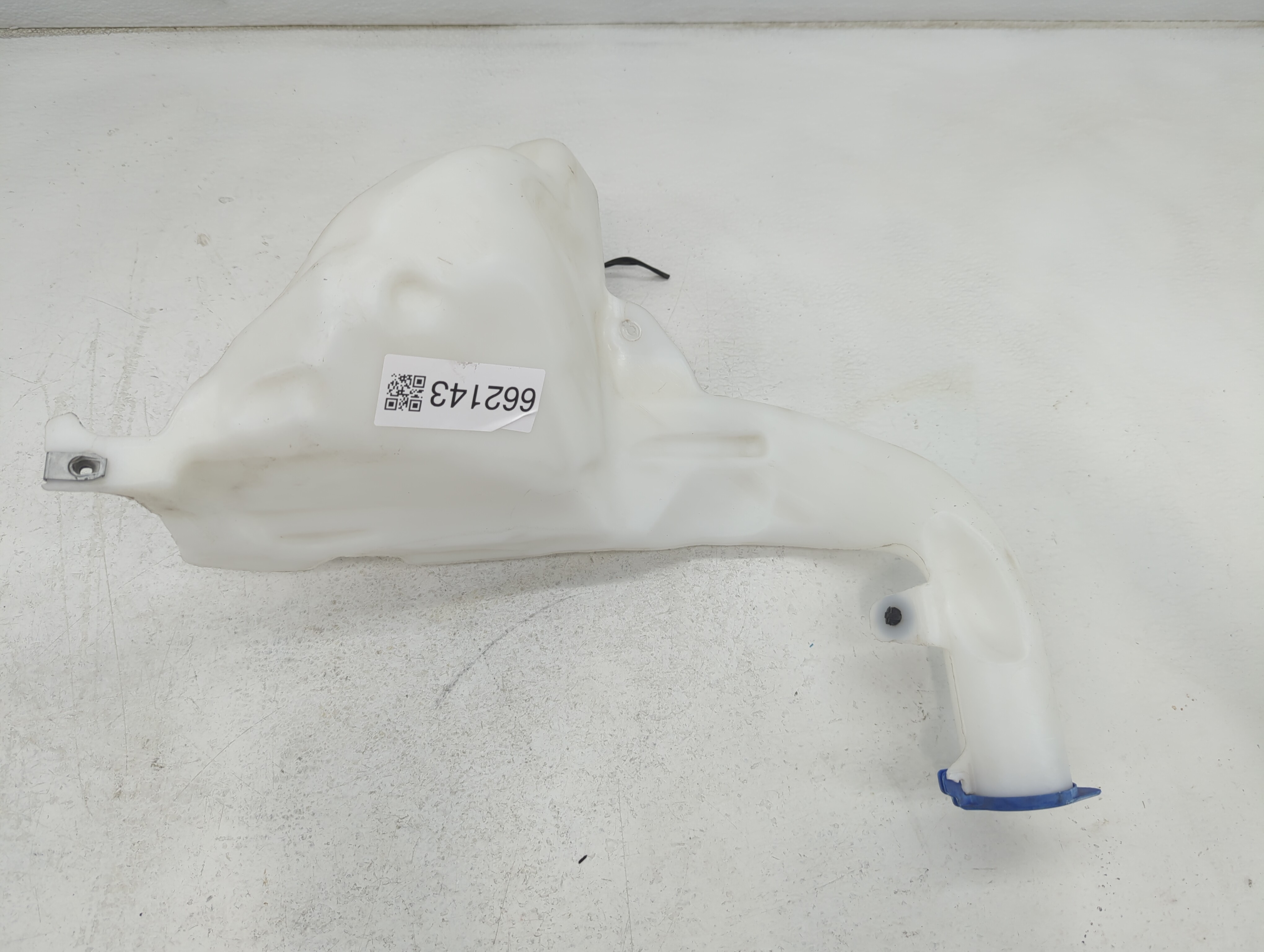 Picture of Ford F-150 Windshield Washer Fluid Reservoir Bottle Oem 662143
