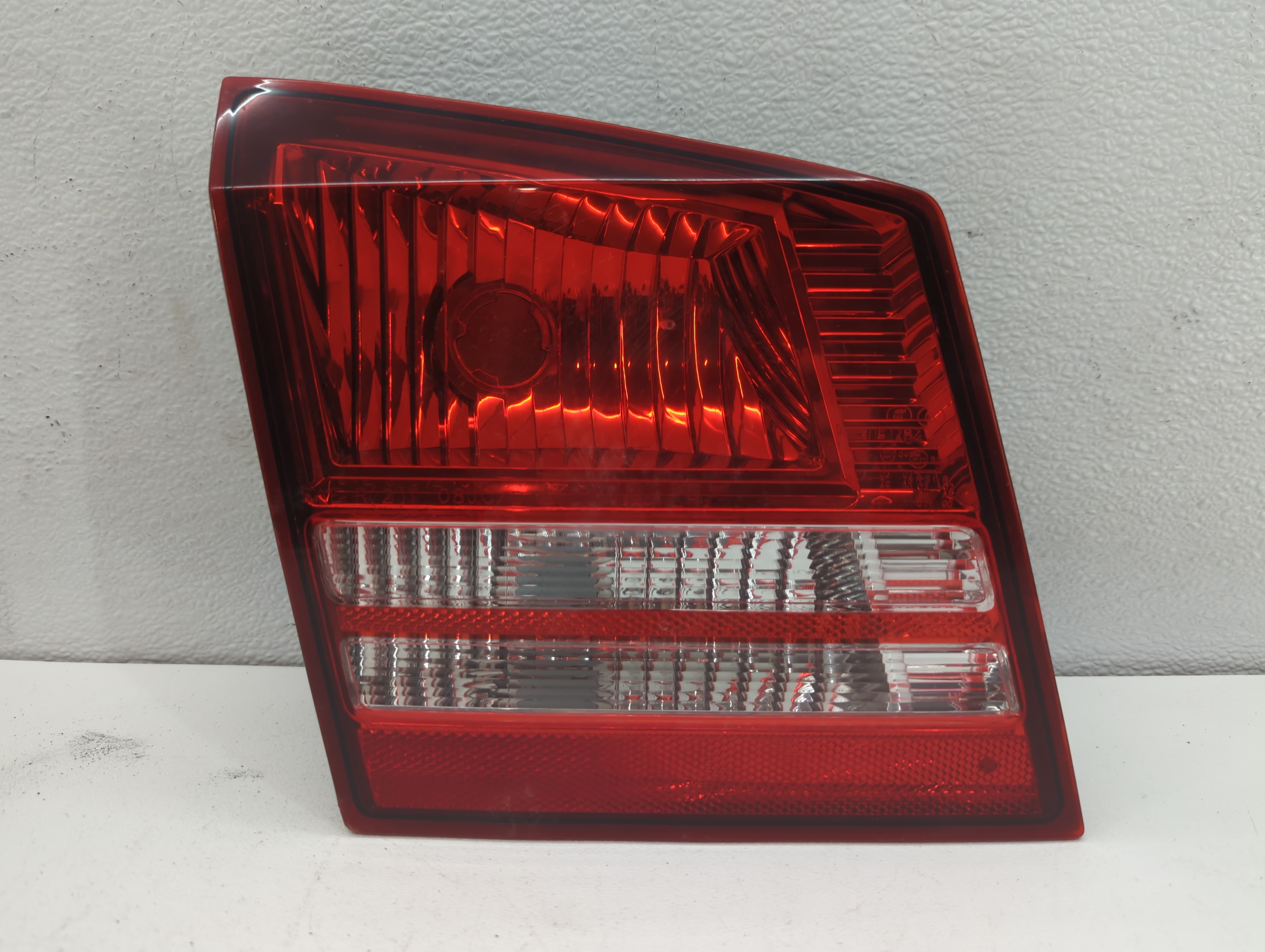 Picture of 2008 Dodge Journey Driver Left Side Tail Light Taillight Oem 662336