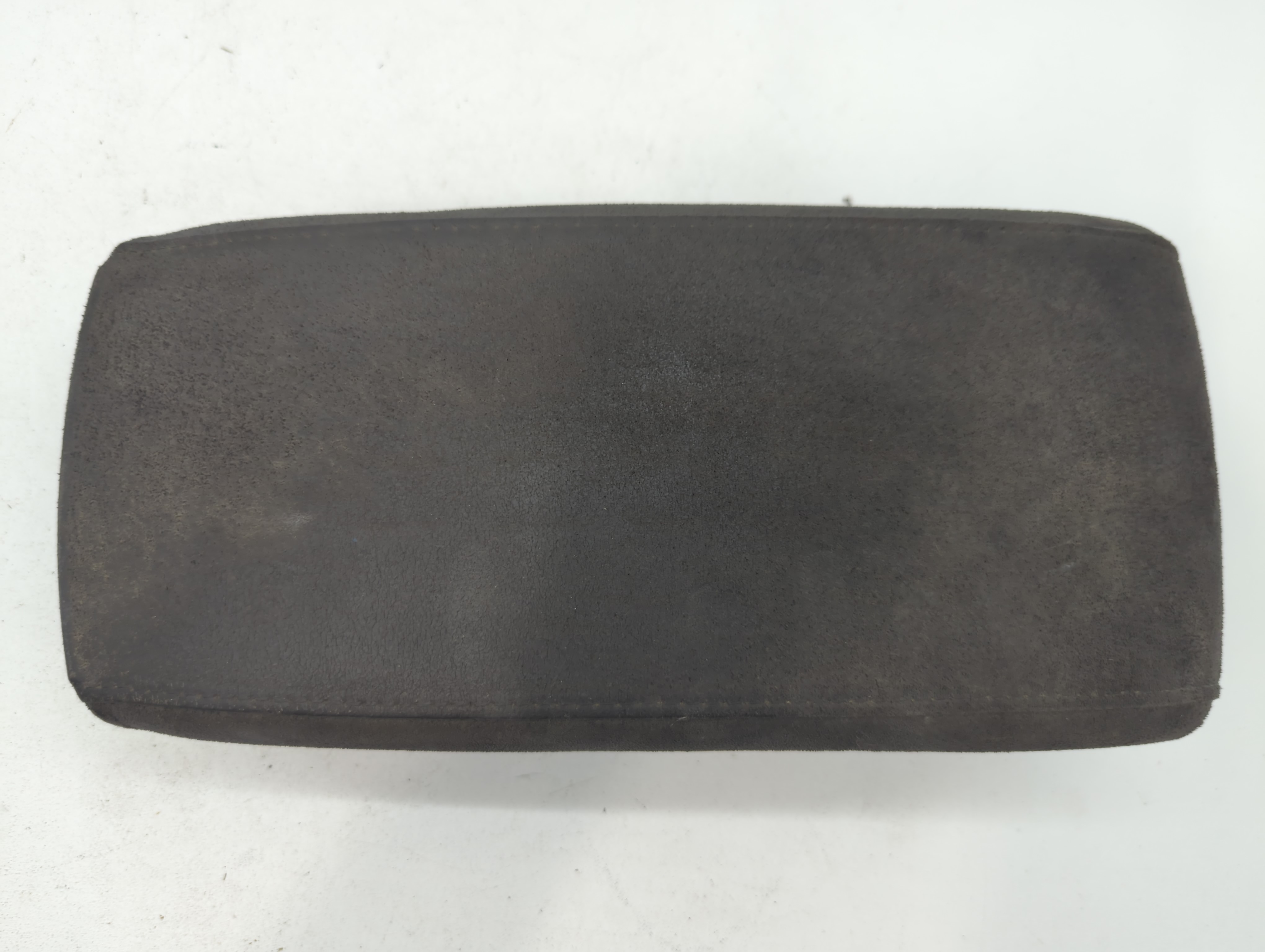 Picture of 2007-2009 Nissan Altima Center Console Armrest Cover Lid 662353