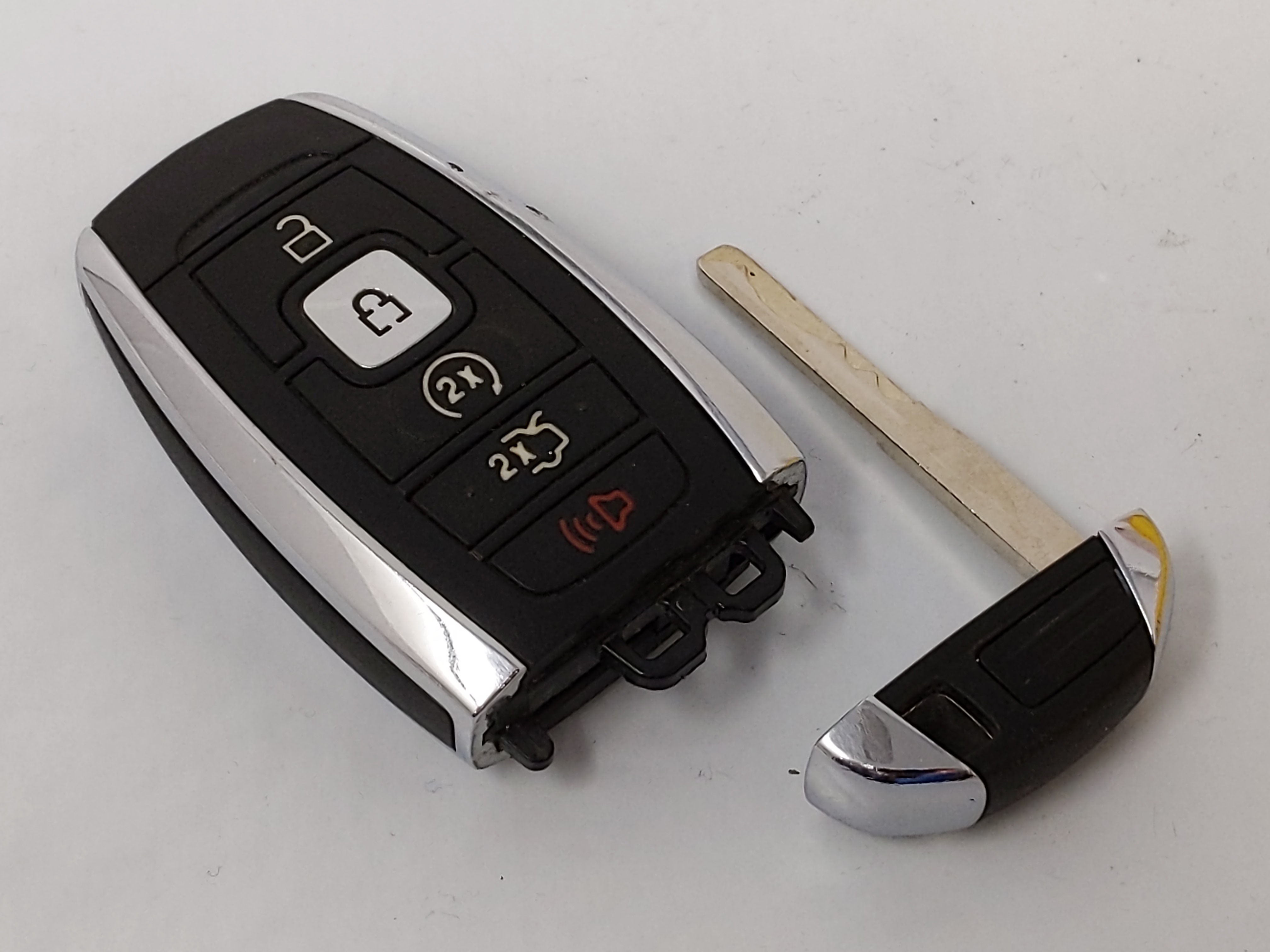 2017-2020 Lincoln Continental Keyless Entry Remote M3n-A2c94078000 5 66264 - Oemusedautoparts1.com
