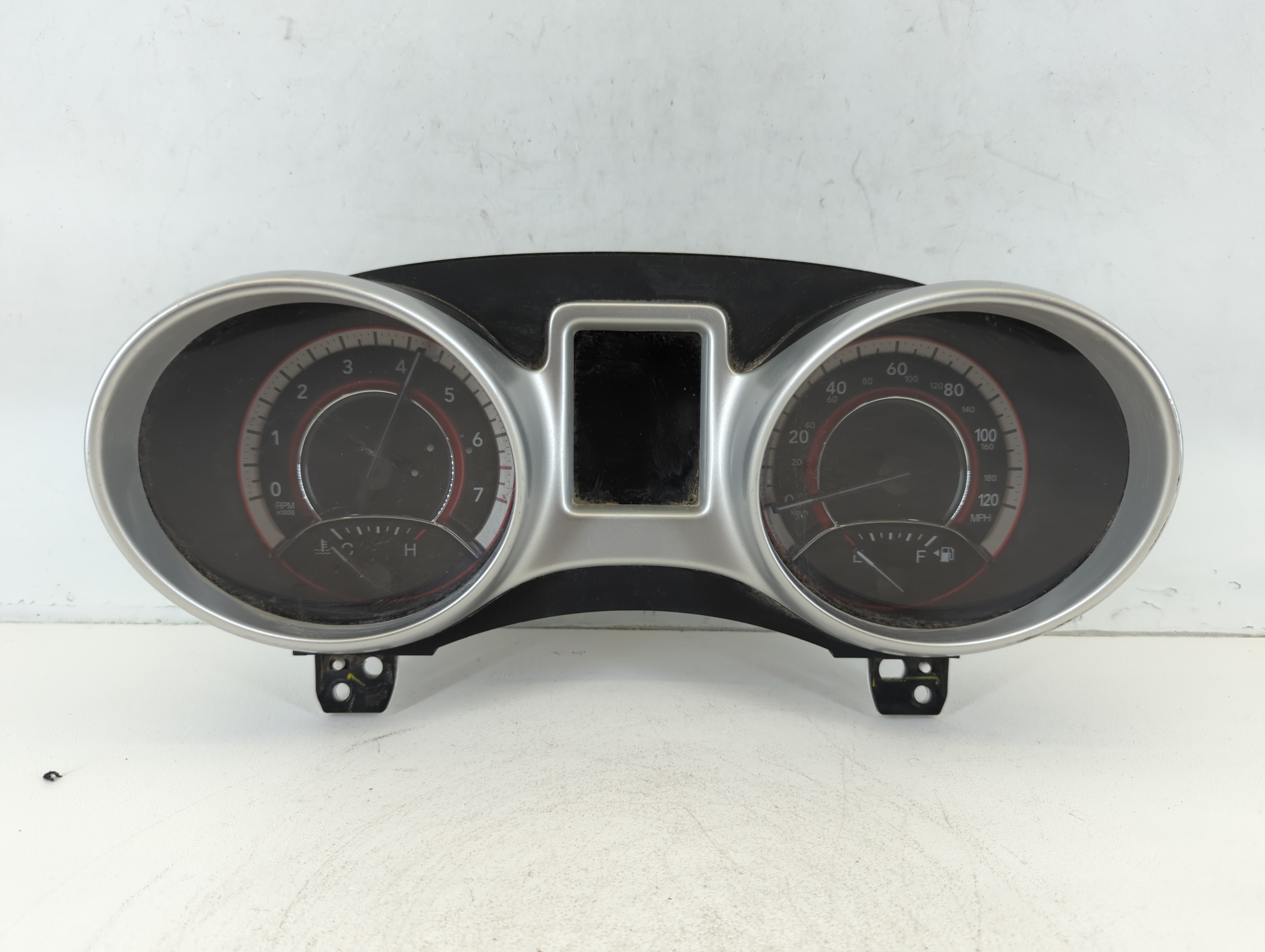 2015 Dodge Journey Speedometer Instrument Cluster Gauges 68249000aa 662818 - Oemusedautoparts1.com