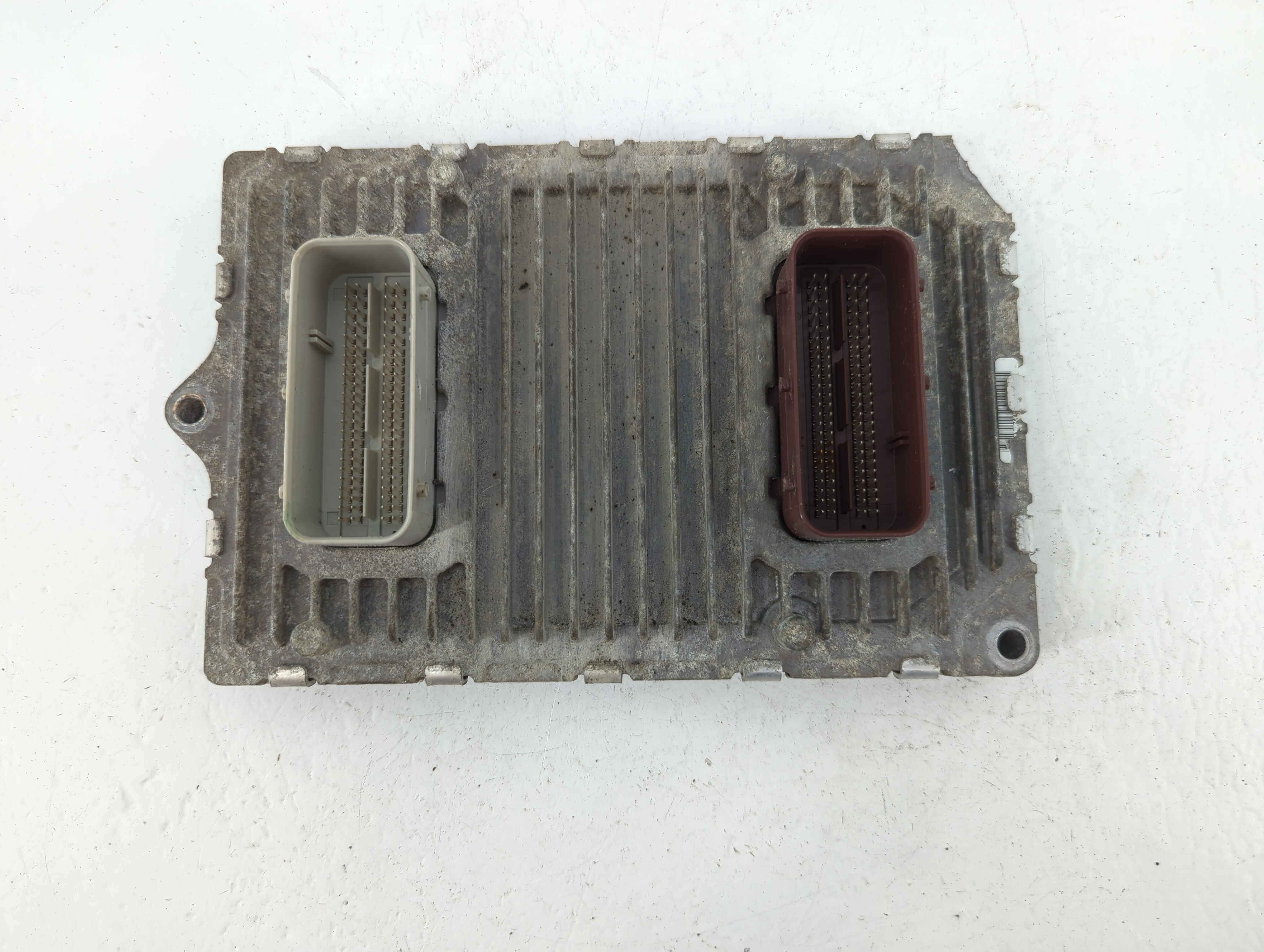 Picture of 2014-2014 Chrysler Town & Country Engine Computer Ecu Pcm Ecm Pcu Oem 662947