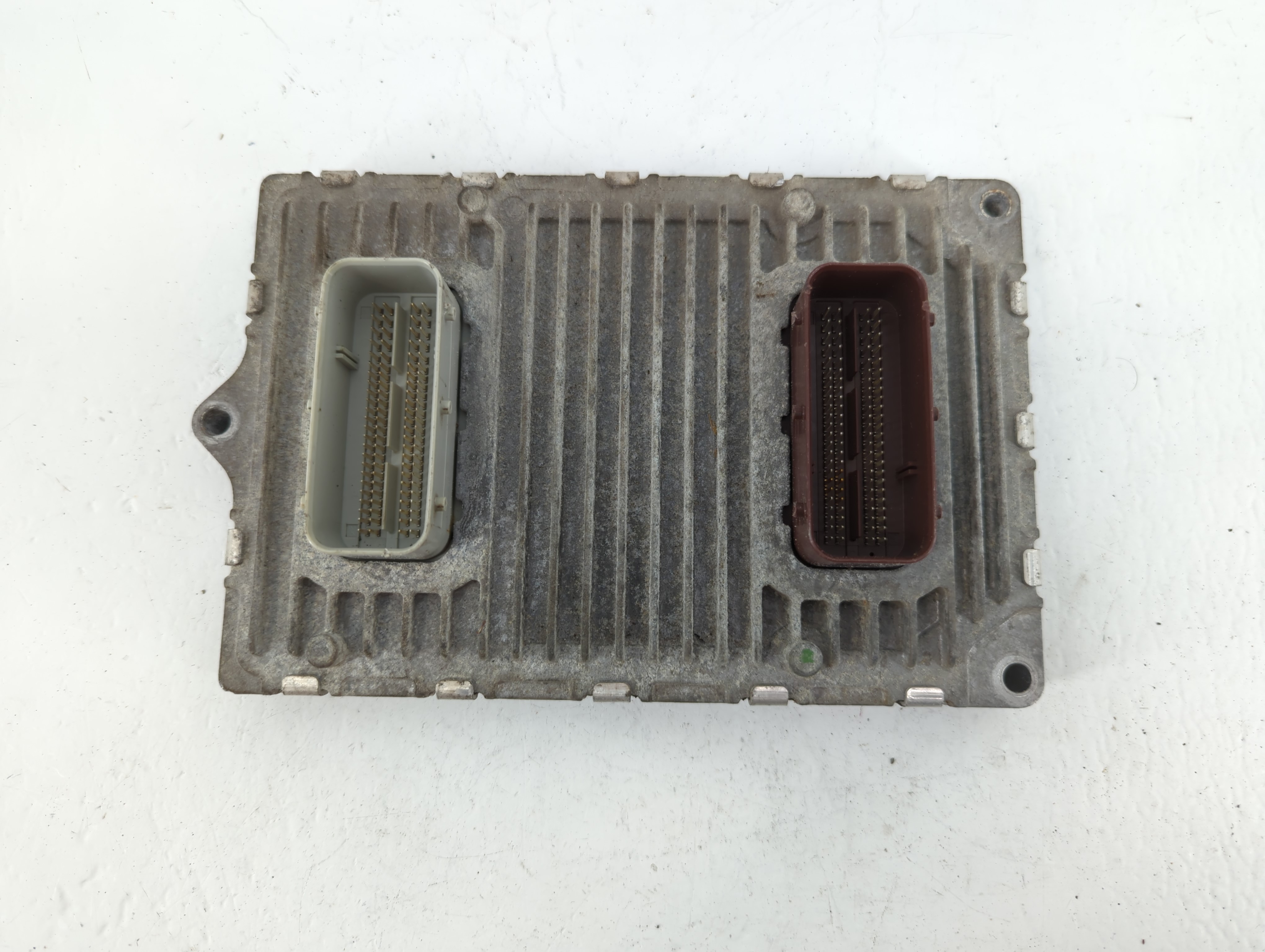 Ford Fusion Engine Computer Ecu Pcm Ecm Pcu Oem P05150657aa 663076 - Oemusedautoparts1.com