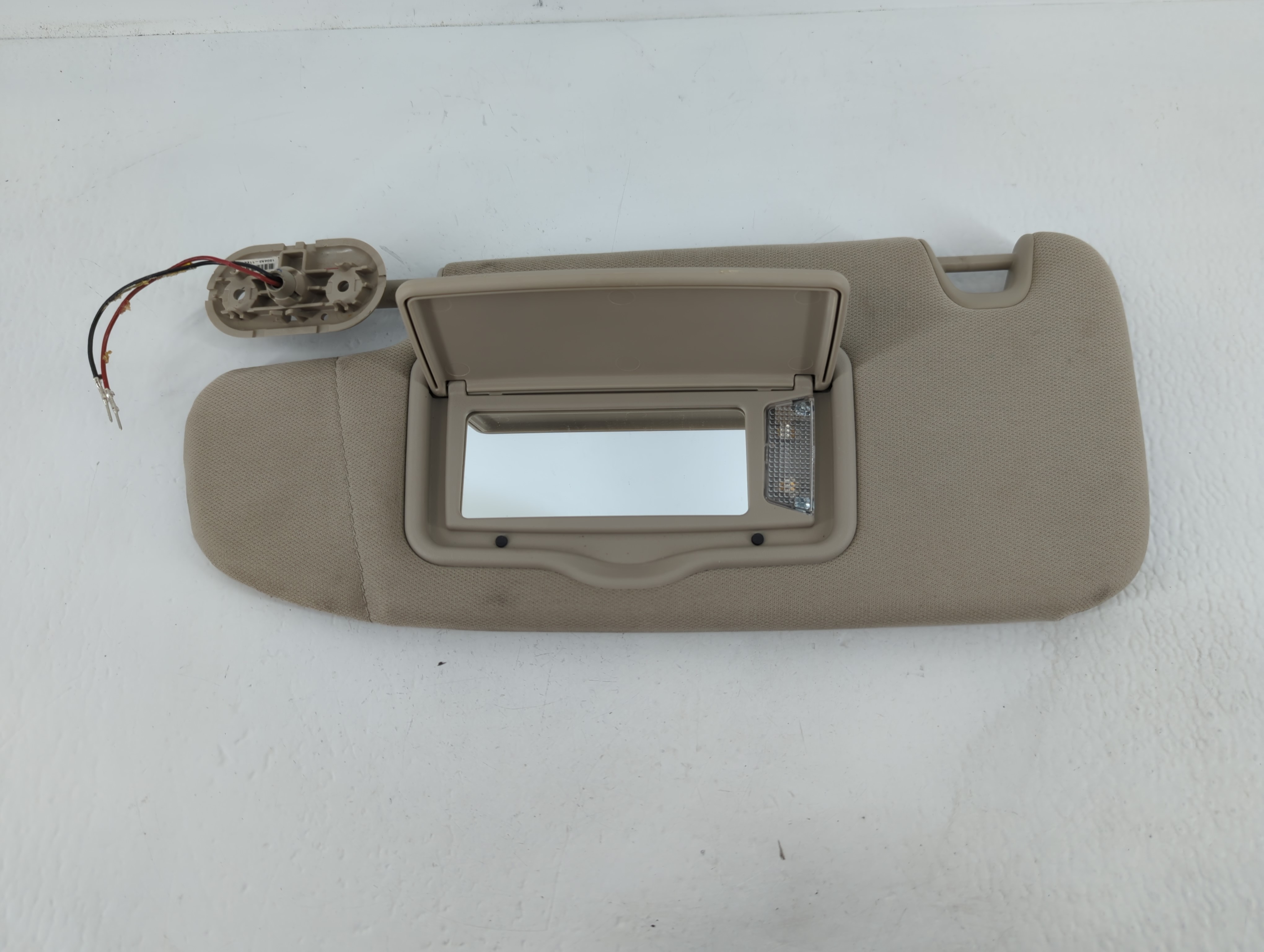 2010-2012 Ford Fusion Driver Sun Visor Mirror Left Sunvisor Beige 663589 - Oemusedautoparts1.com
