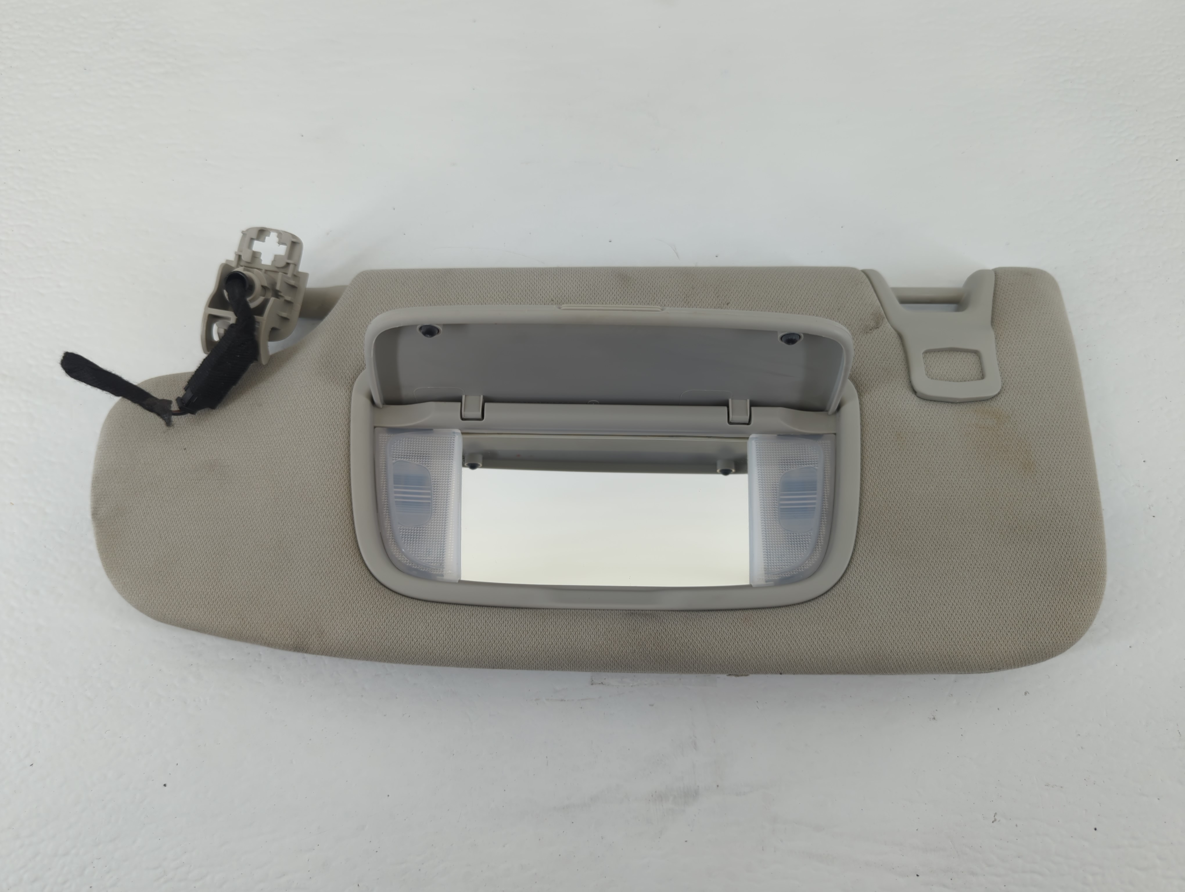 Picture of 2015-2016 Ford Fusion Driver Sun Visor Mirror Left Sunvisor Light Beige 664061