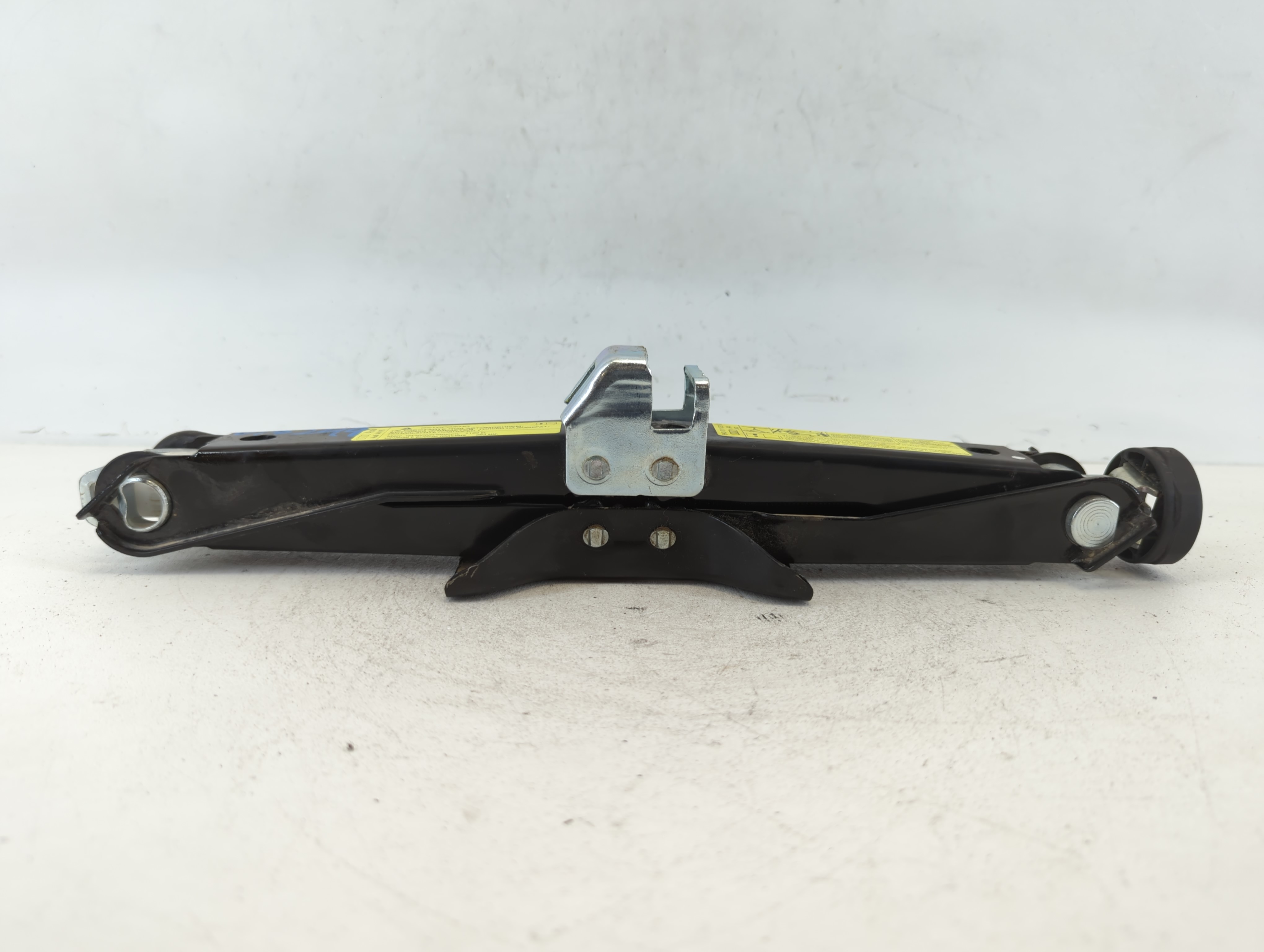 Picture of 2011 Audi A5 Spare Scissor Car Jack 664214