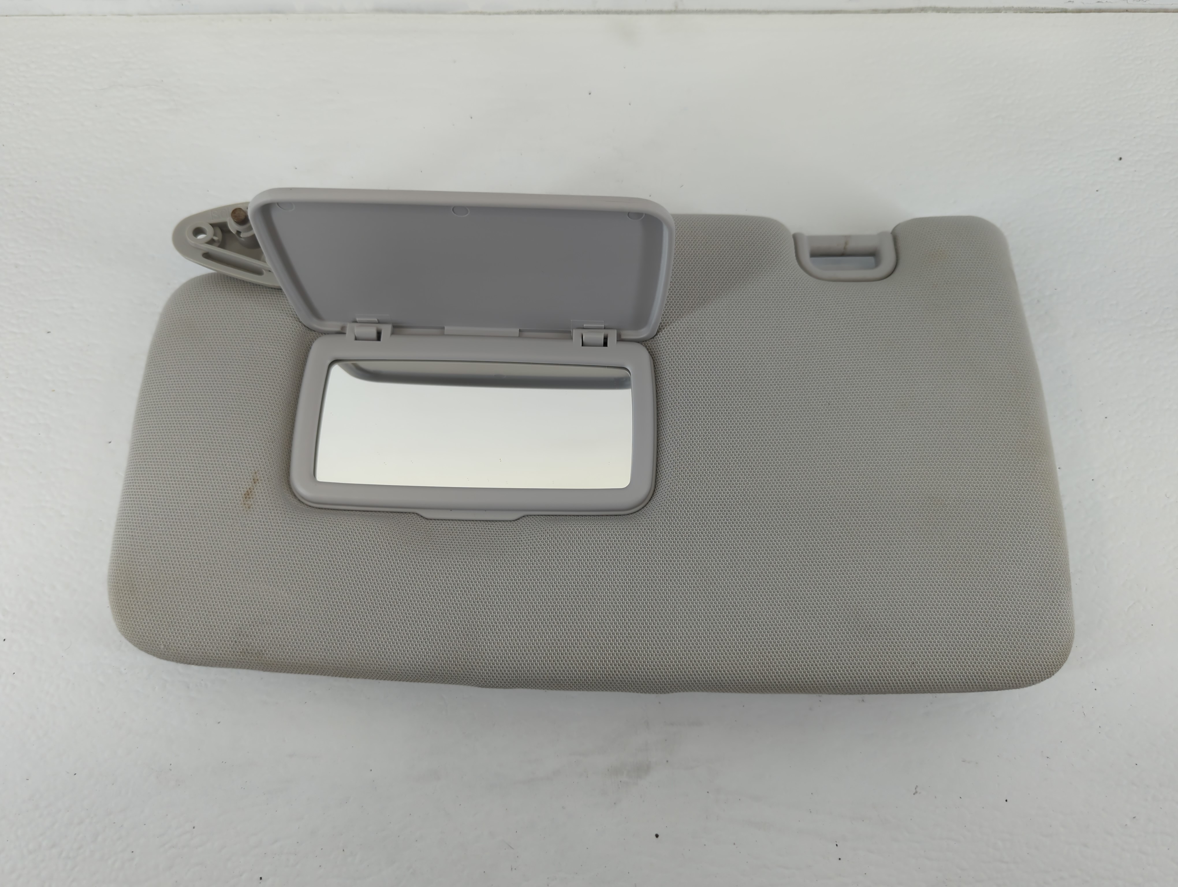 2014 Subaru Forester Driver Sun Visor Mirror Left Sunvisor Dark Gray 664297 - Oemusedautoparts1.com