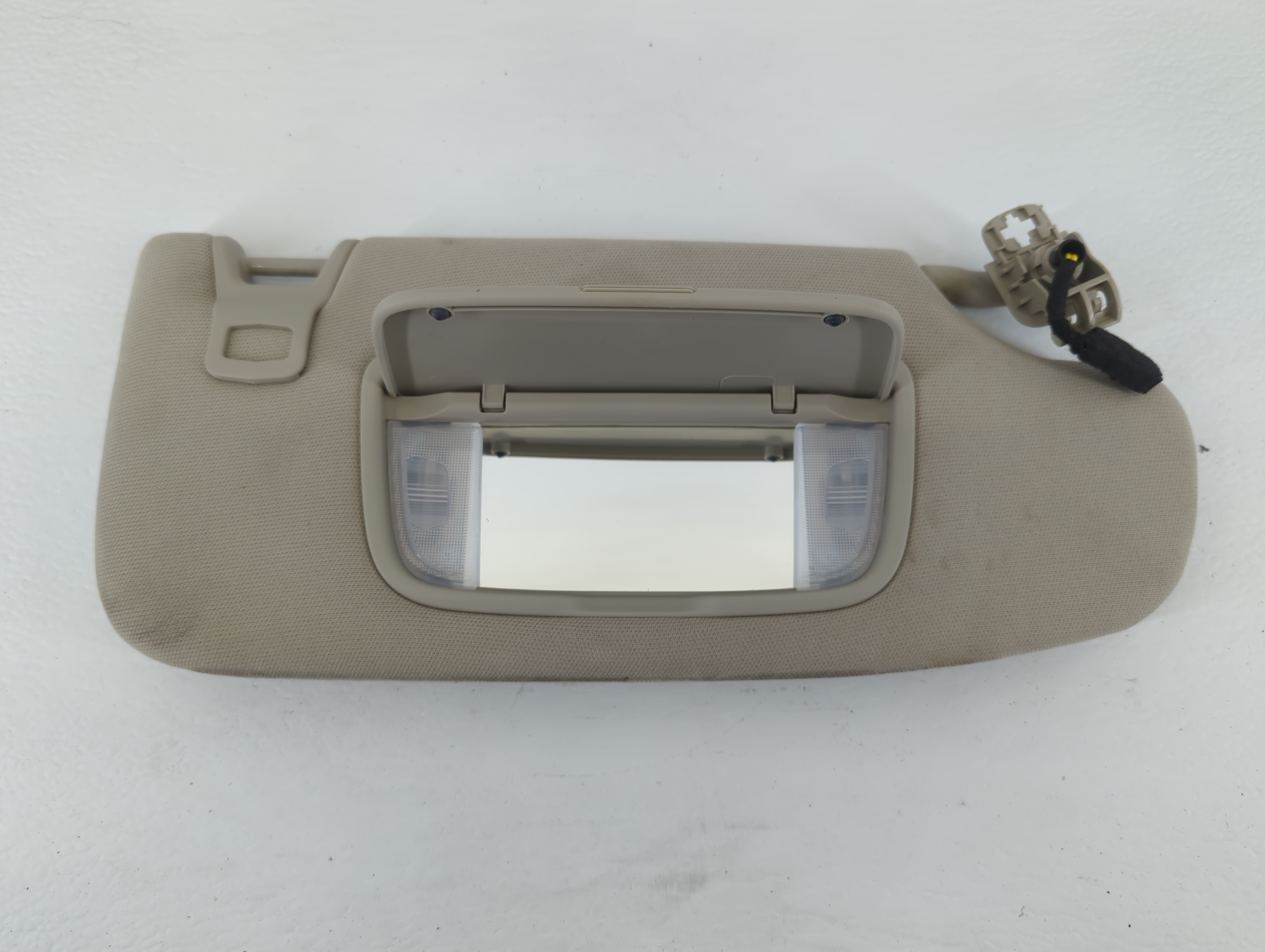 Picture of 2017-2020 Ford Fusion Passenger Sun Visor Mirror Right Sunvisor 664327