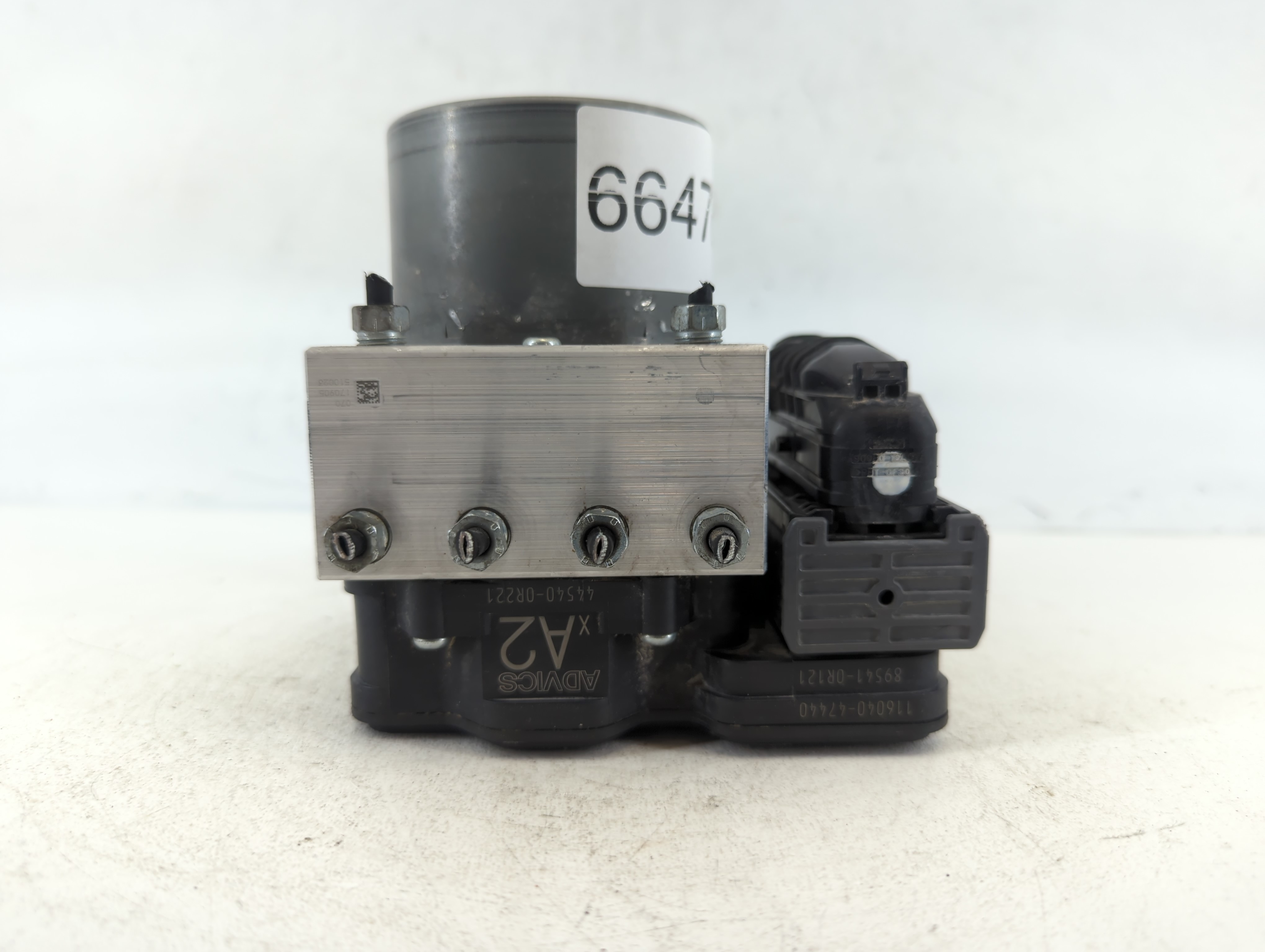 2013-2018 Toyota Rav4 Abs Pump Control Module 664763 - Oemusedautoparts1.com